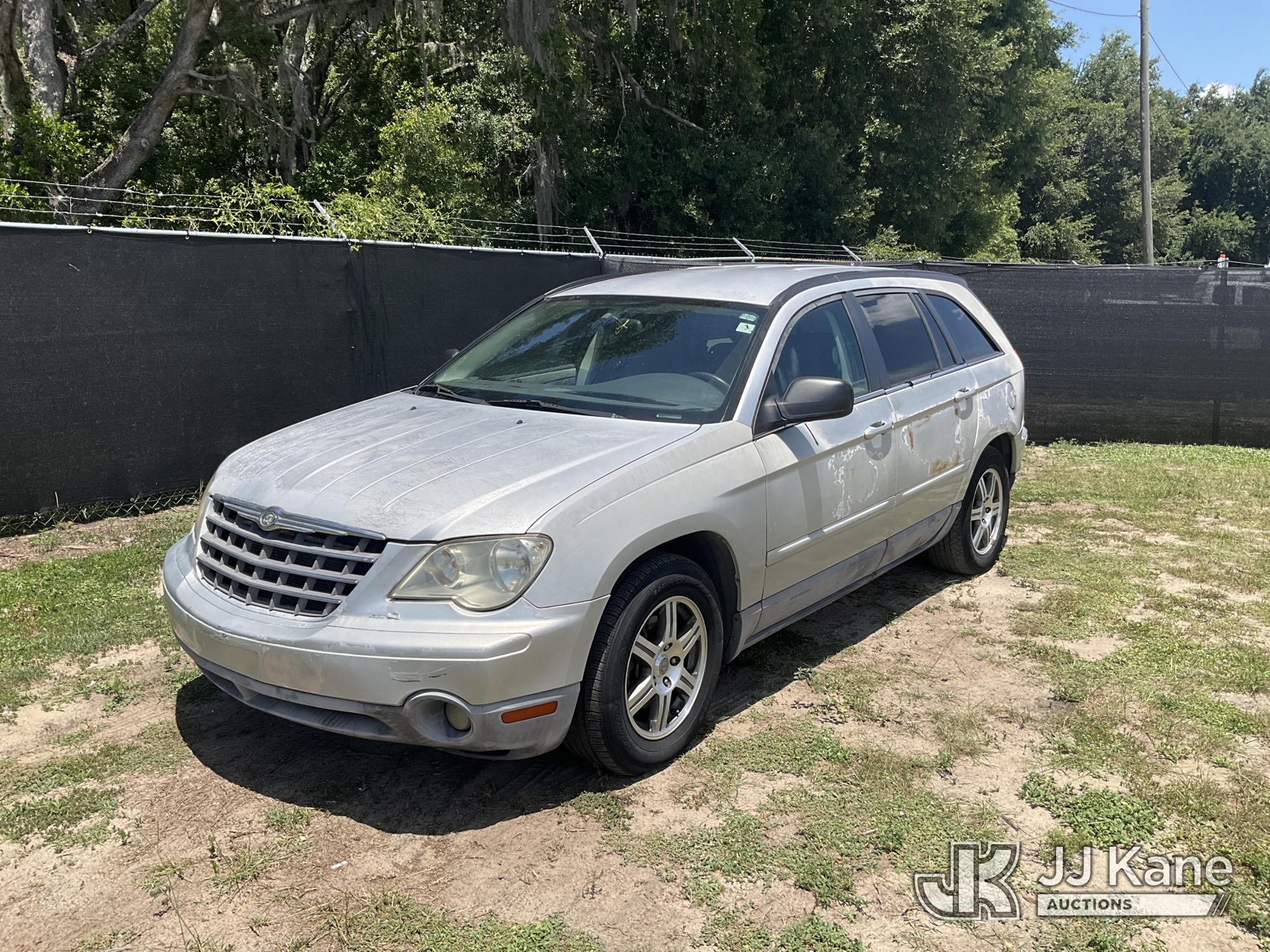 2008 Chrysler Pacifica Touring 4-Door Sport Utility Vehicle