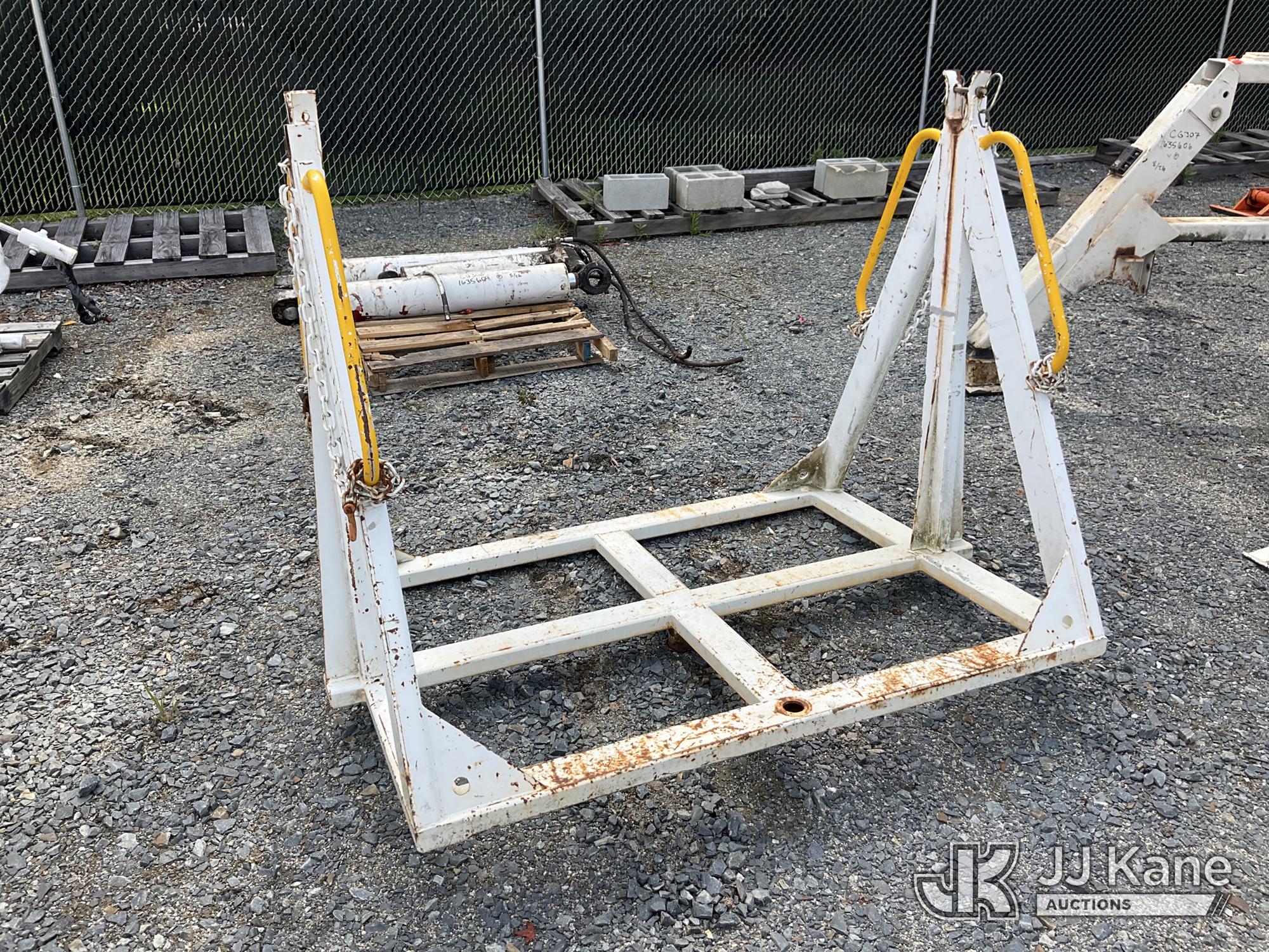 Reel Stand Attachment NOTE: This unit is being sold AS IS/WHERE IS via Timed Auction and is located in China Grove