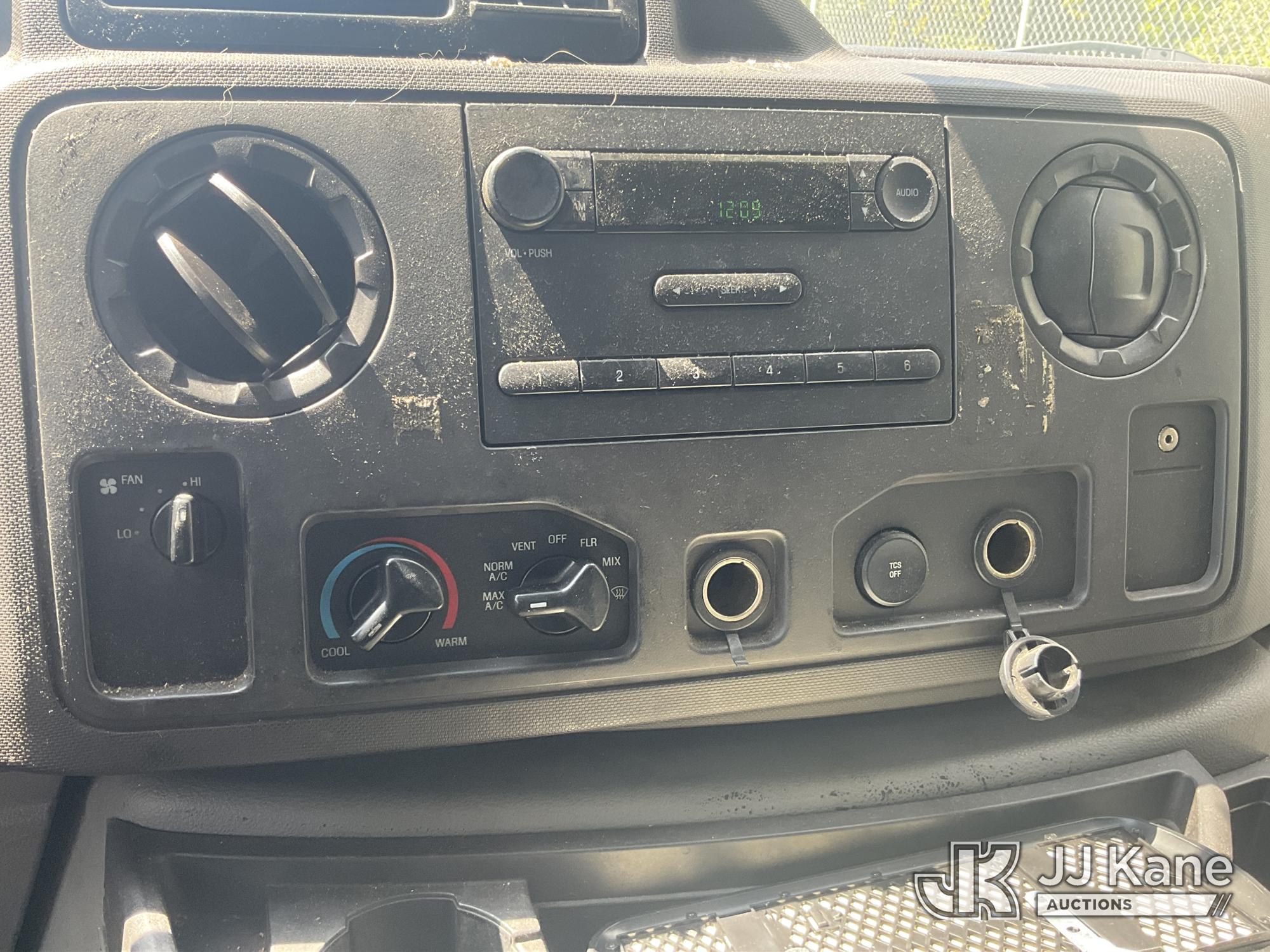 2014 Ford E150