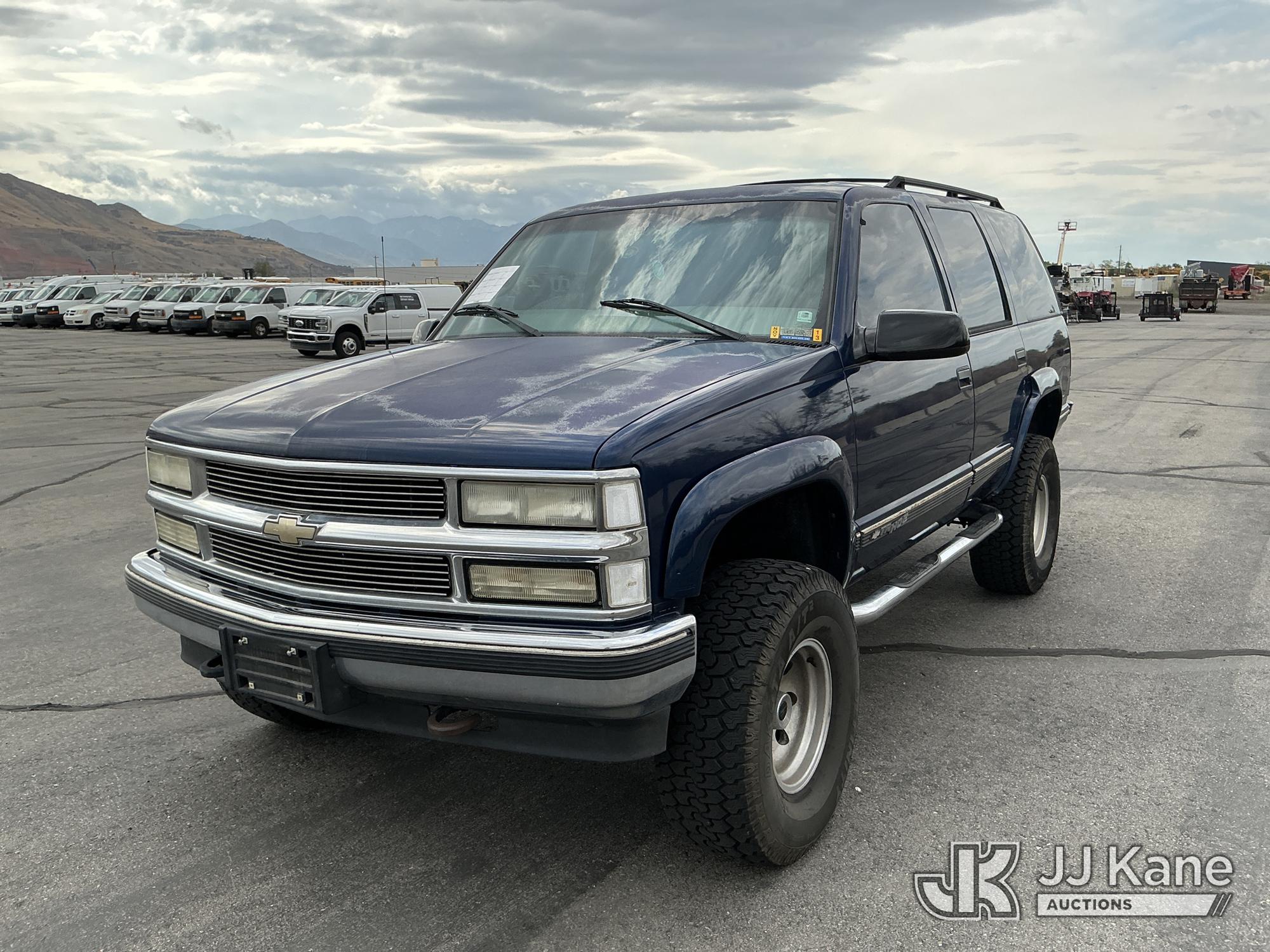 Photo of 1999 Chevrolet Tahoe 4x4