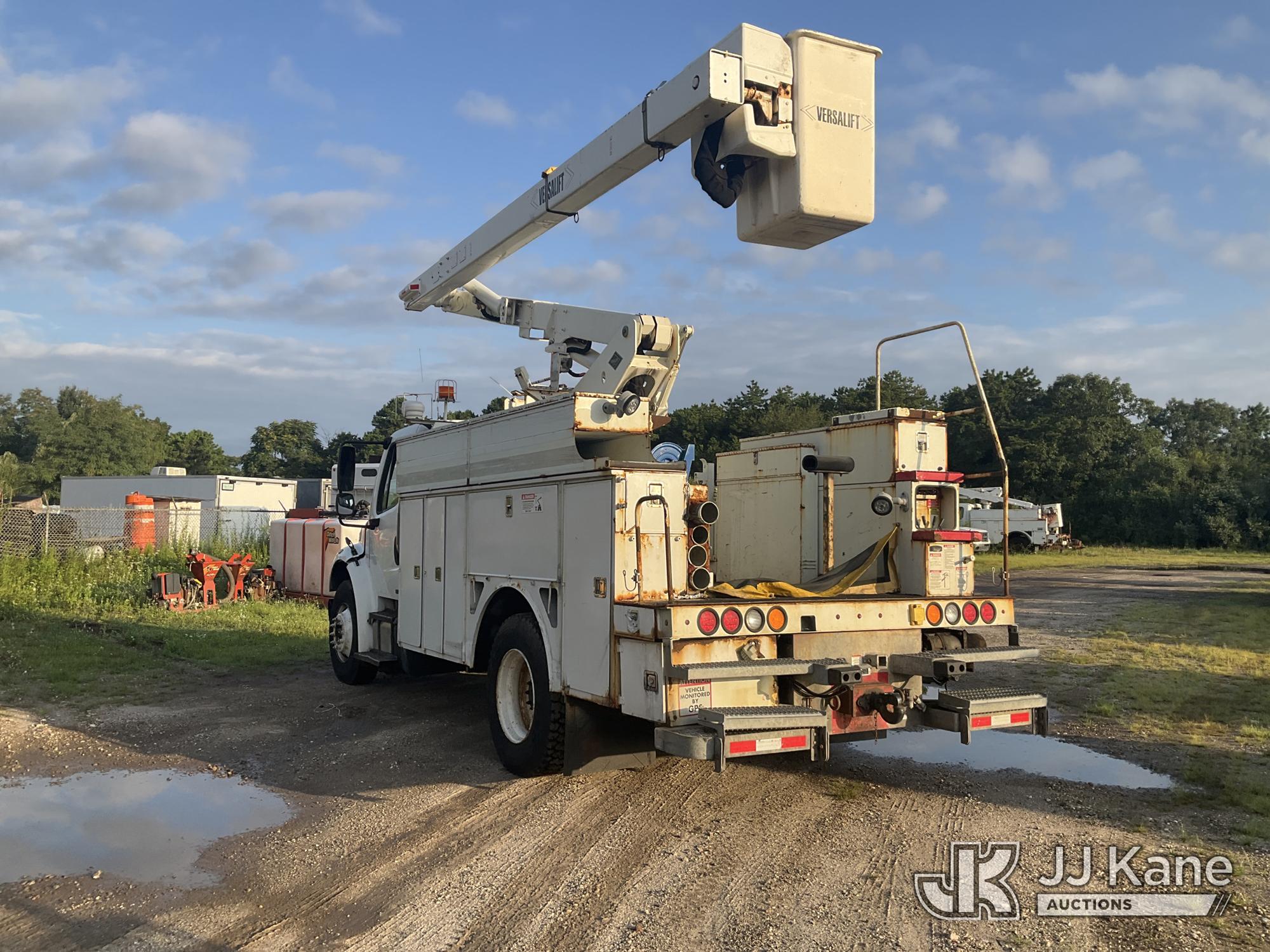 2012 Freightliner M2 106