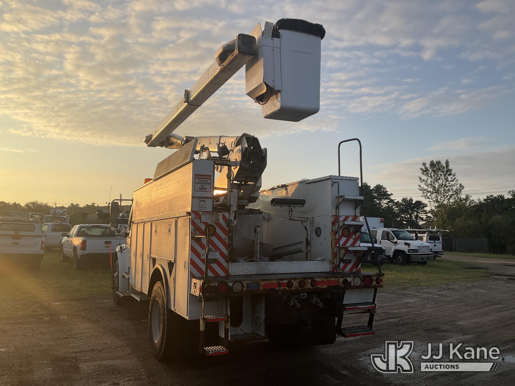 2009 Freightliner M2 106