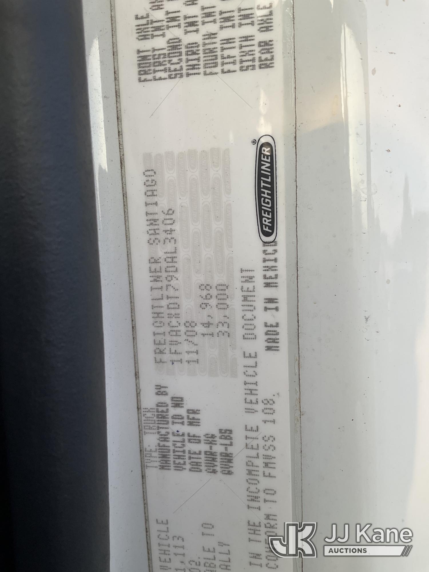 2009 Freightliner M2 106