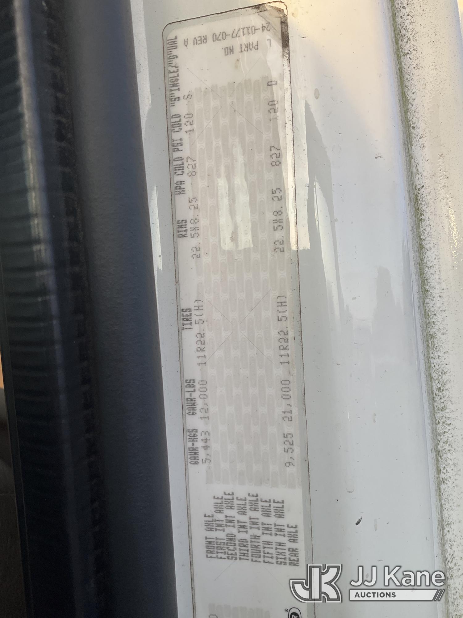 2009 Freightliner M2 106