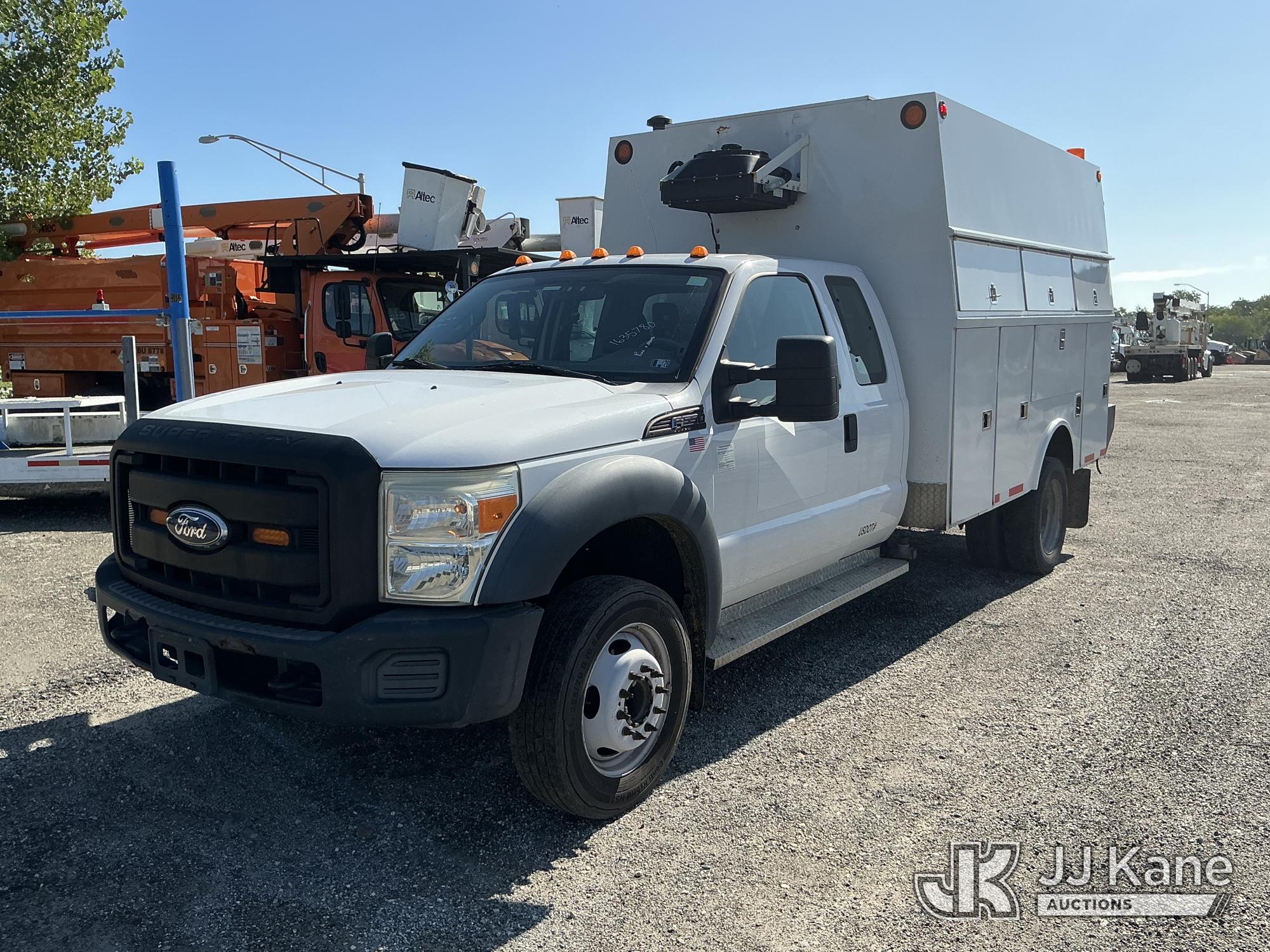 Photo of 2011 Ford F550 2WD