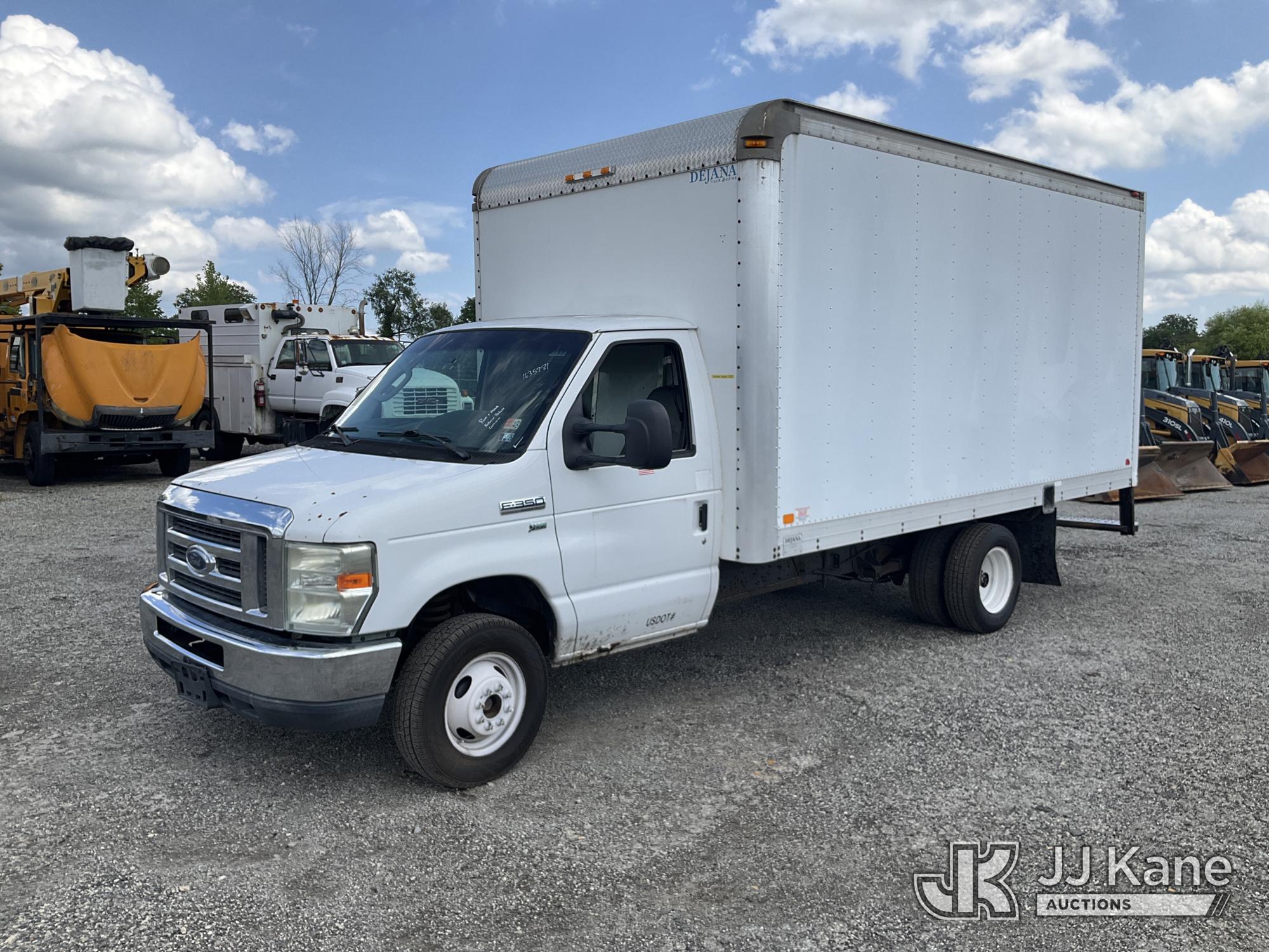 Photo of 2010 Ford E350