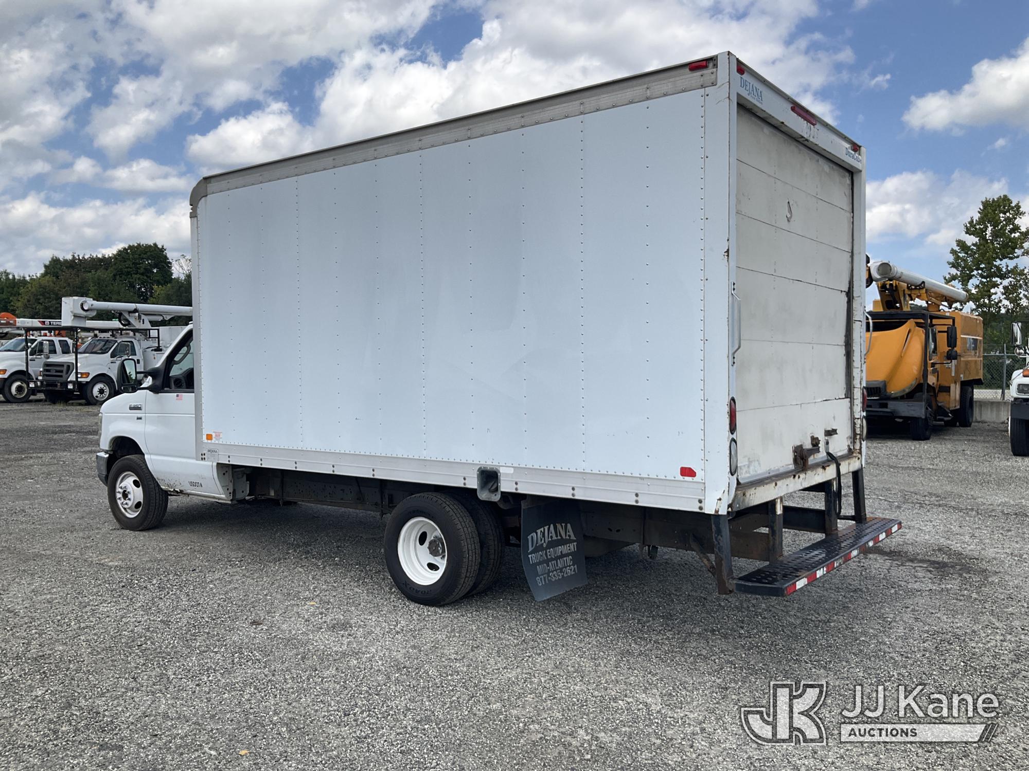 2010 Ford E350