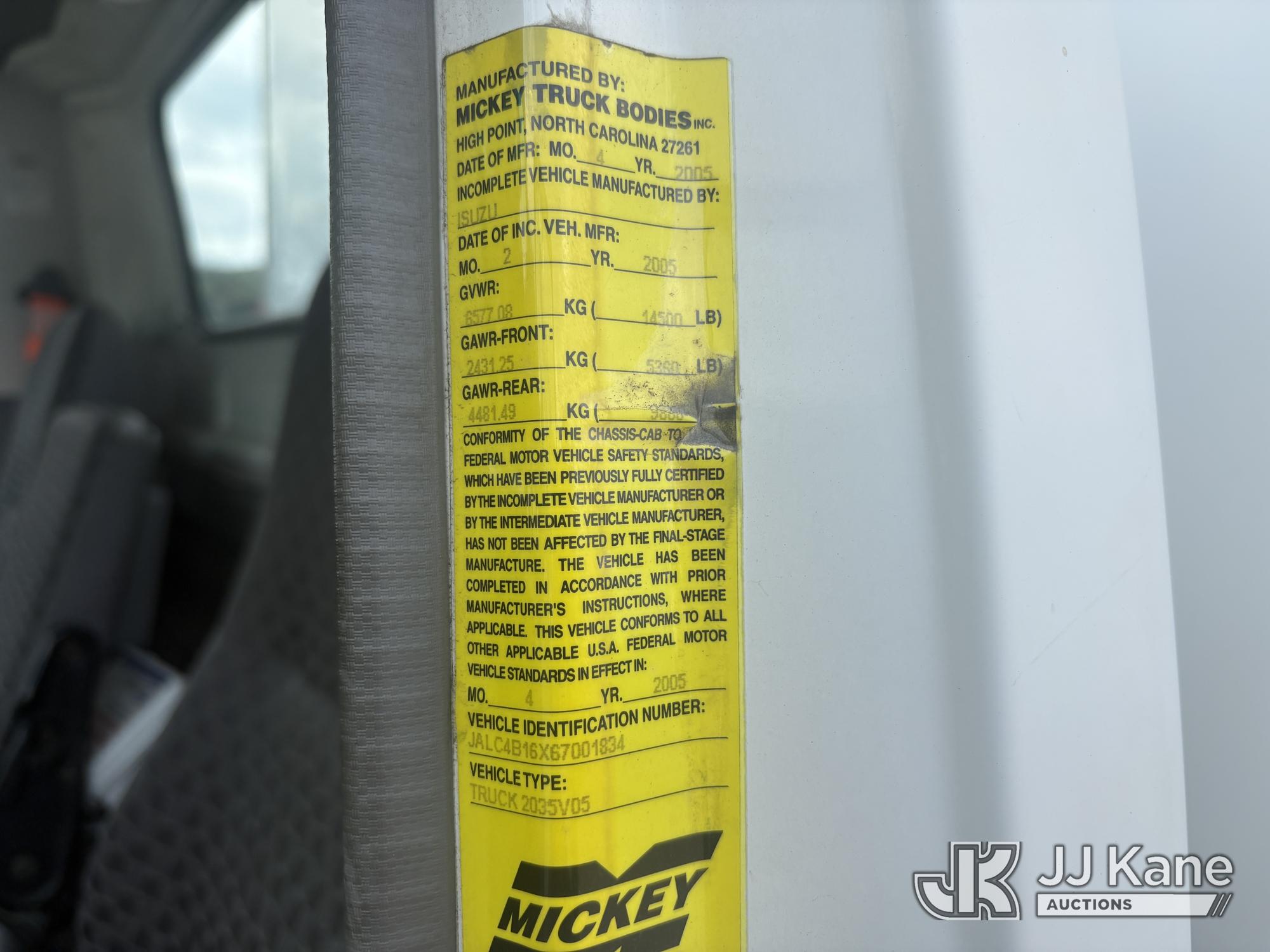 2006 Isuzu NPR