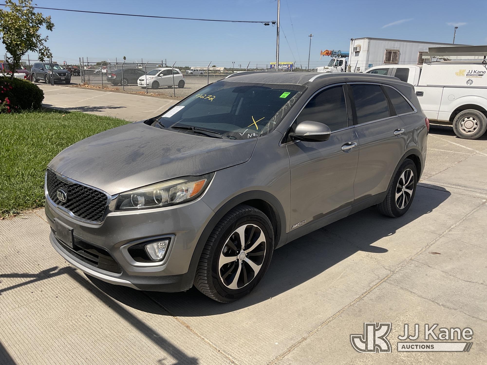 2017 Kia Sorento EX V6 AWD 4-Door Sport Utility Vehicle, SMOG