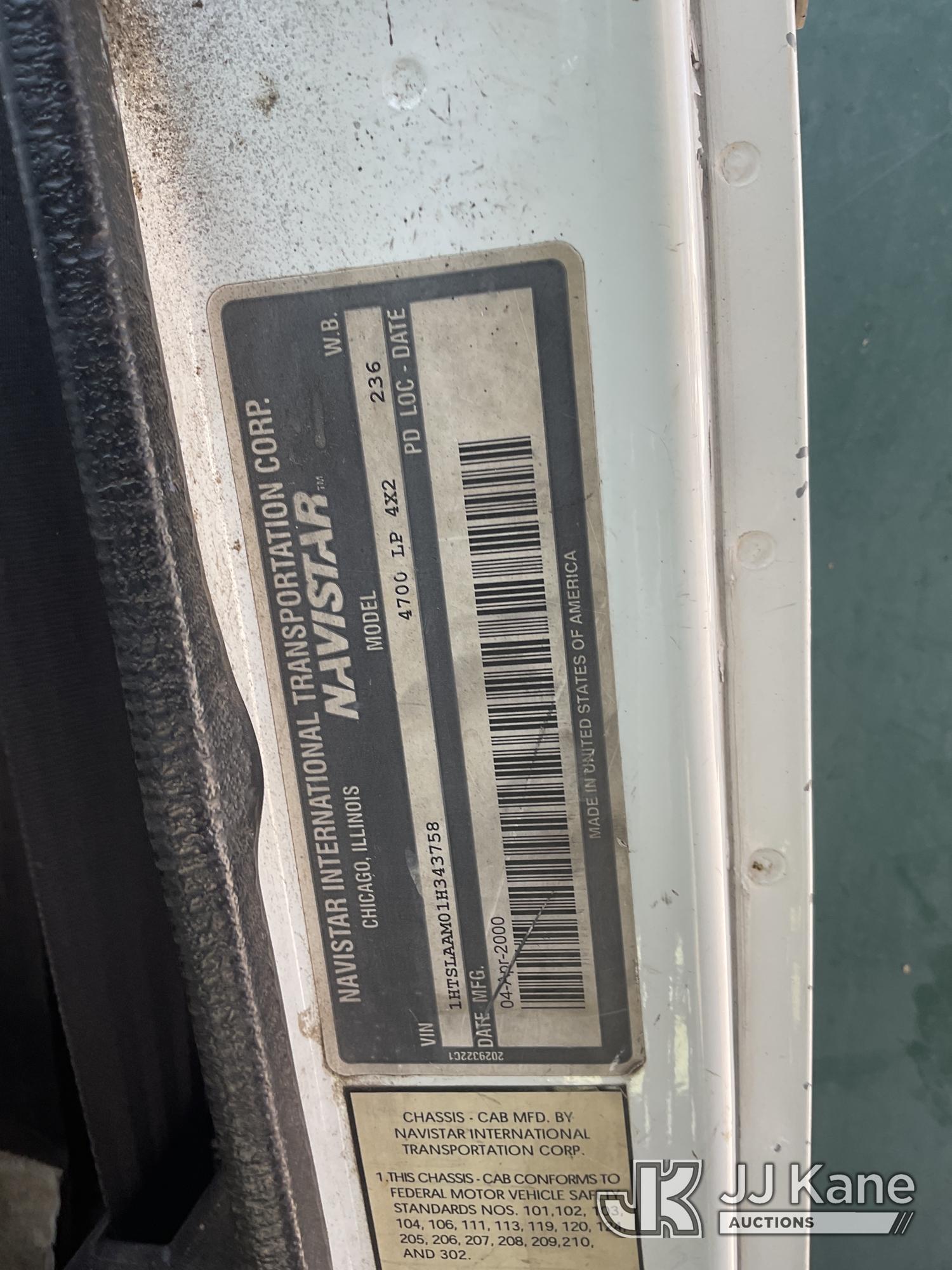 2001 International 4700