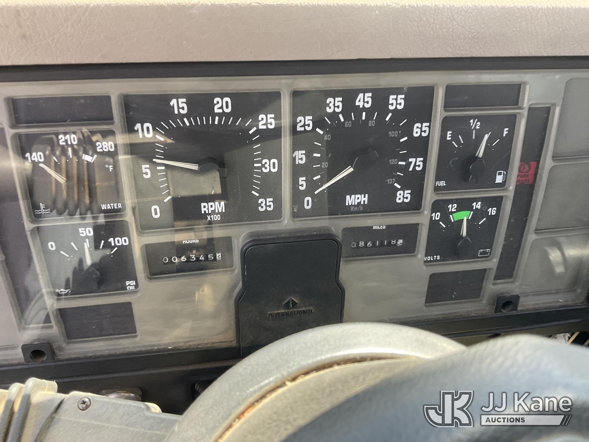 2001 International 4700