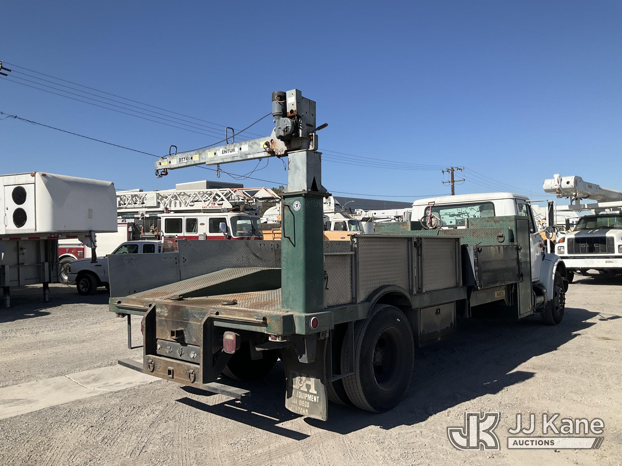 2001 International 4700