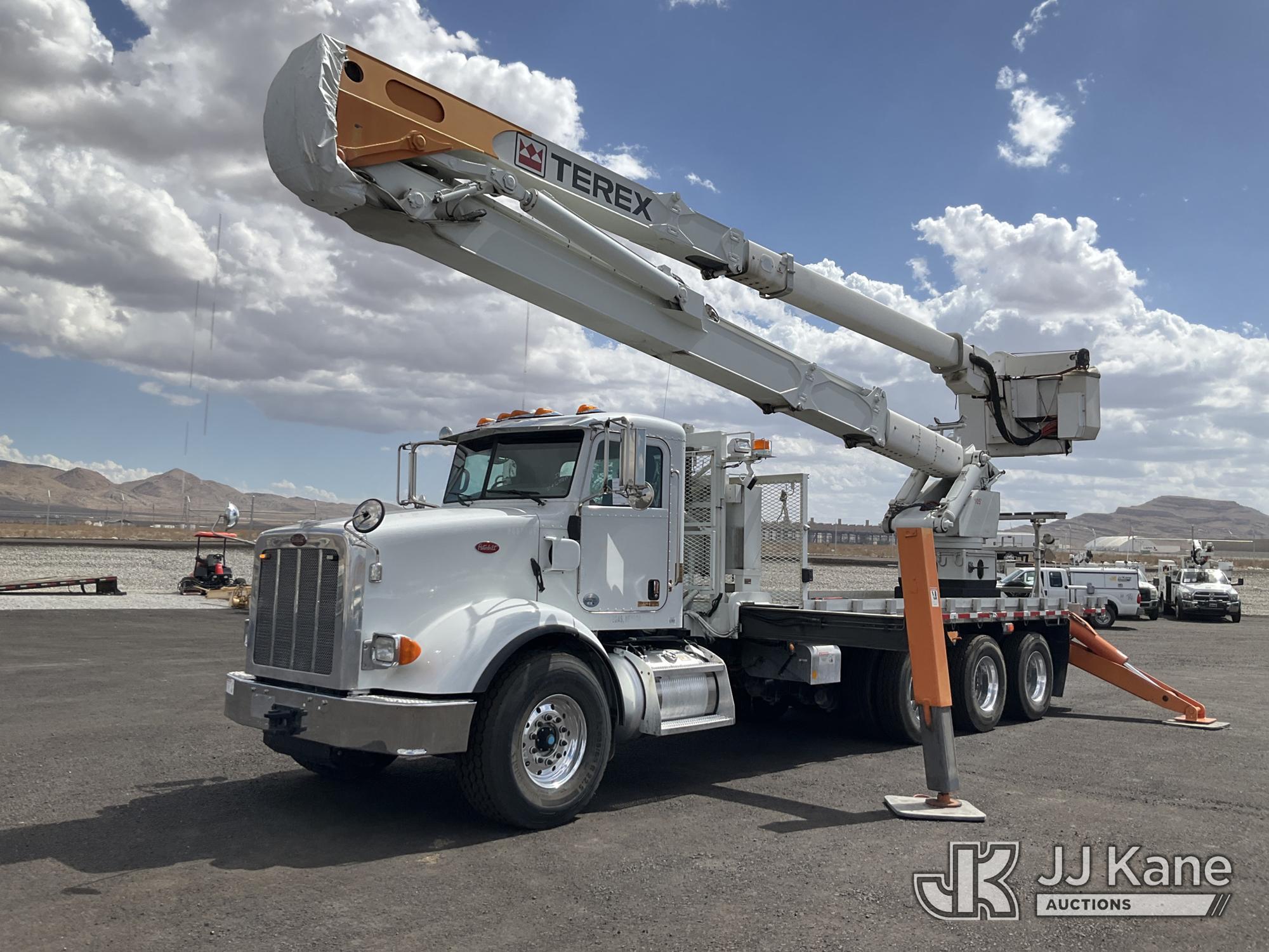 Photo of 2010 Peterbilt 365