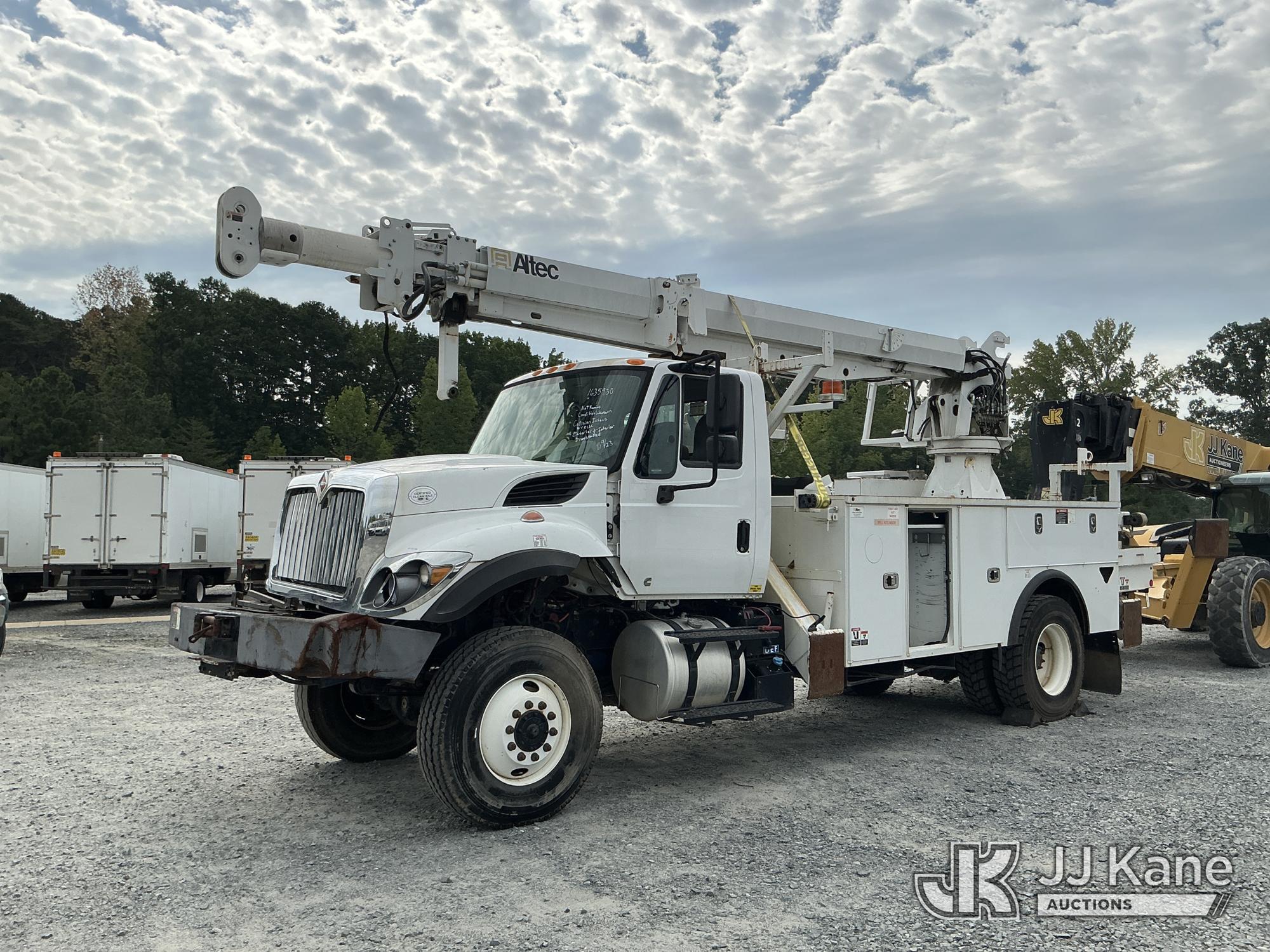 2019 International 7300 4x4