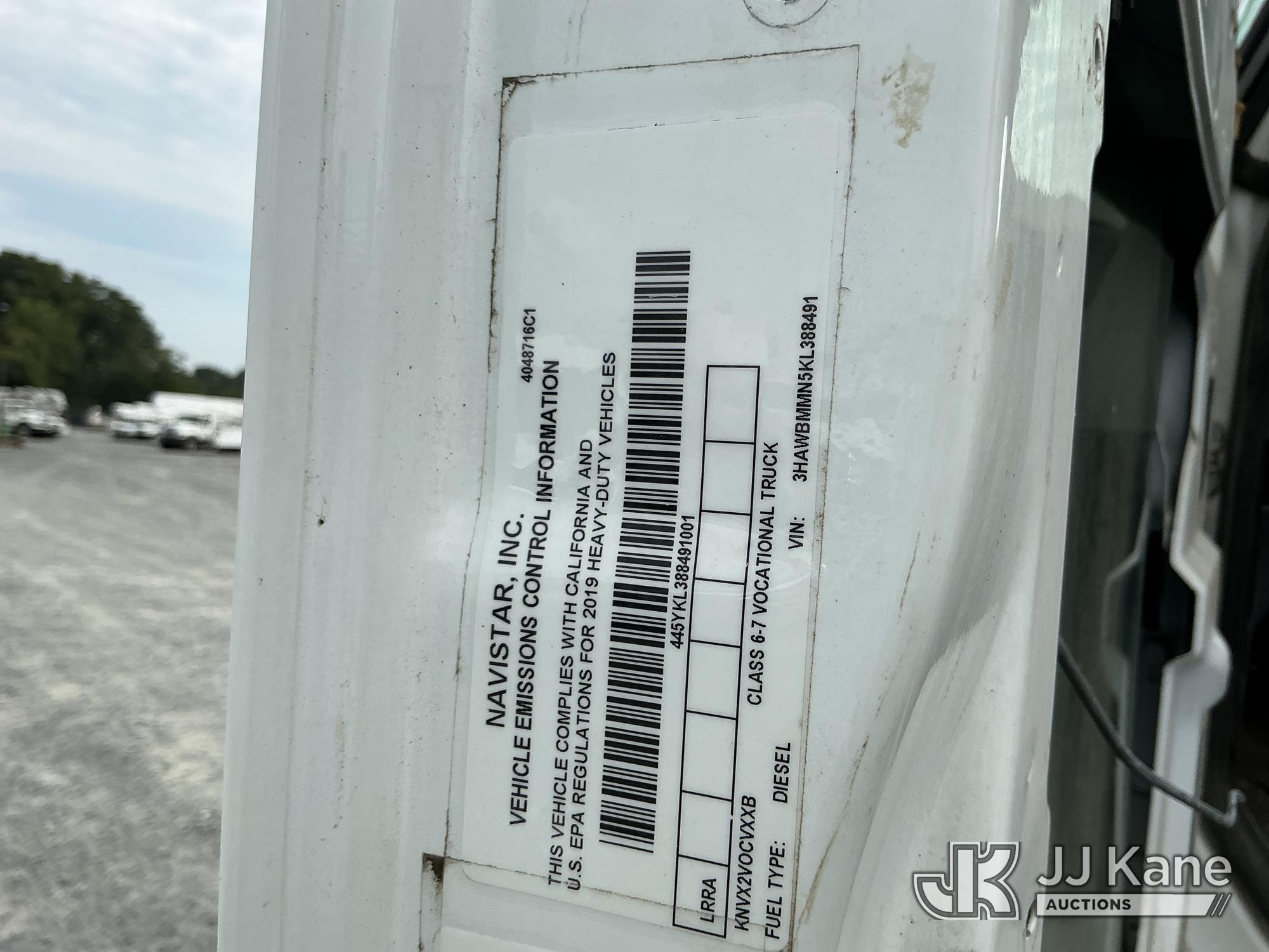 2019 International 7300 4x4
