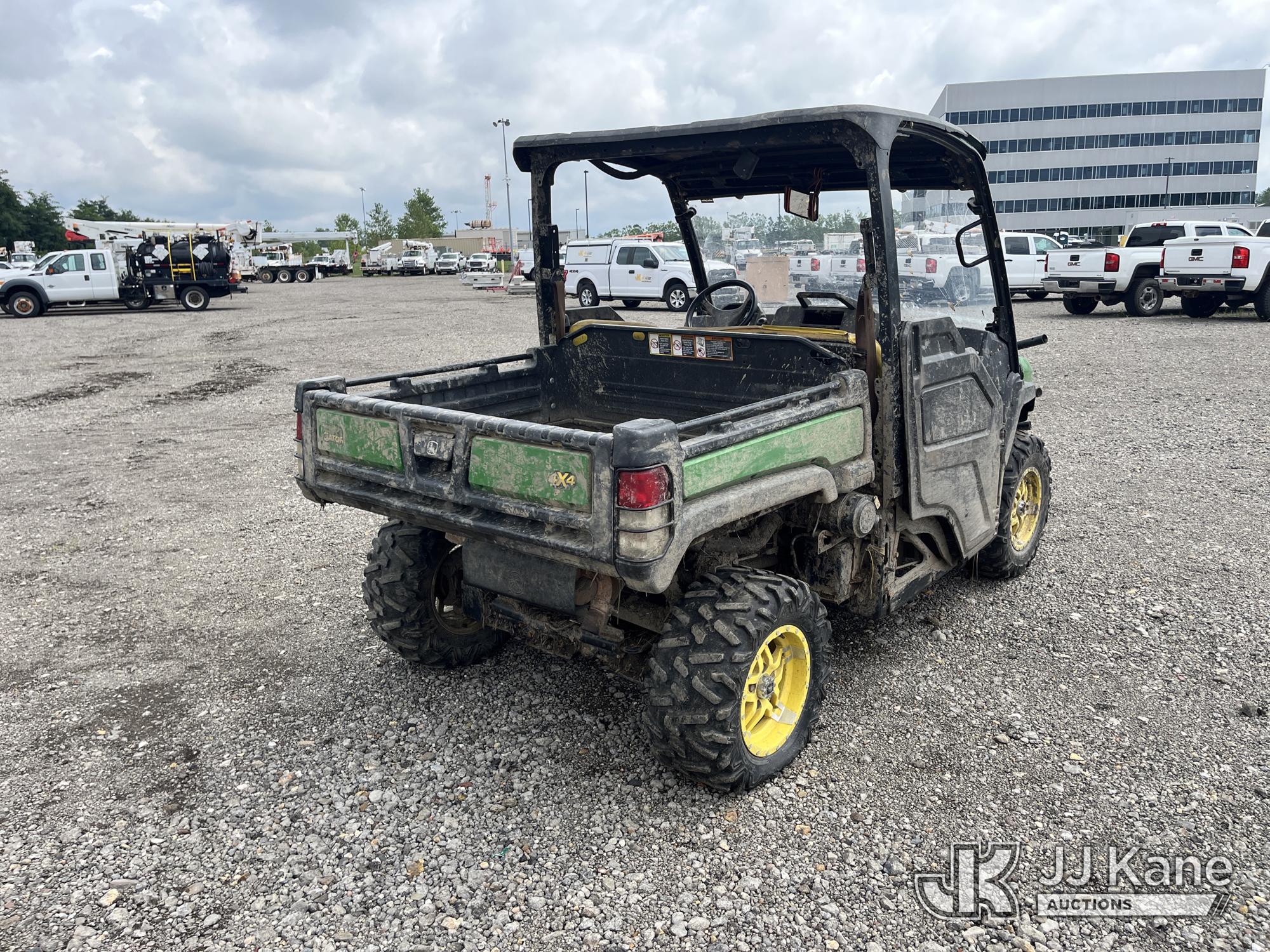 2020 John Deere GATOR XUV835M