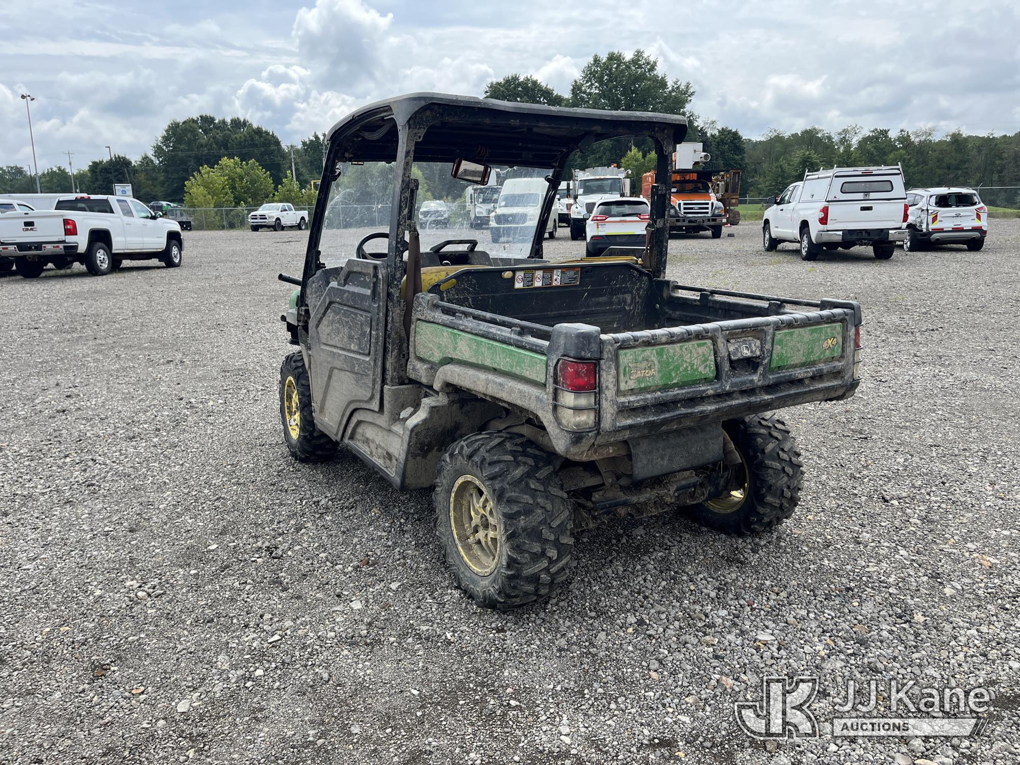 2020 John Deere GATOR XUV835M