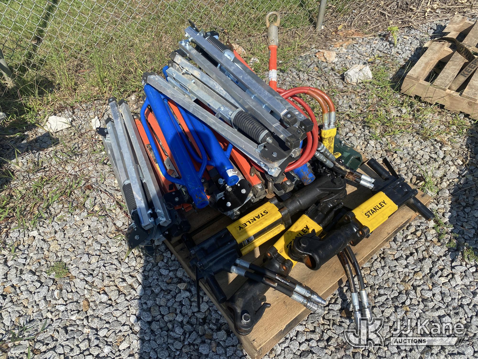 (1) Pallet of Hydraulic Utility/Lineman Tools & Equipment NOTE: This unit is being sold AS IS/WHERE IS via Timed Auction and is located in Villa Rica