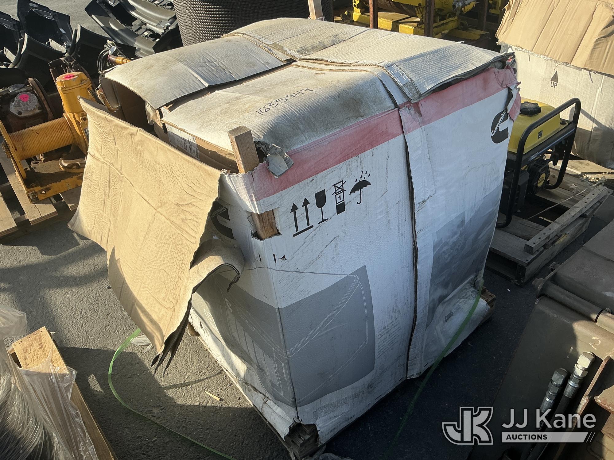 Cummins Home Generator (Appears New) NOTE: This unit is being sold AS IS/WHERE IS via Timed Auction and is located in Dixon