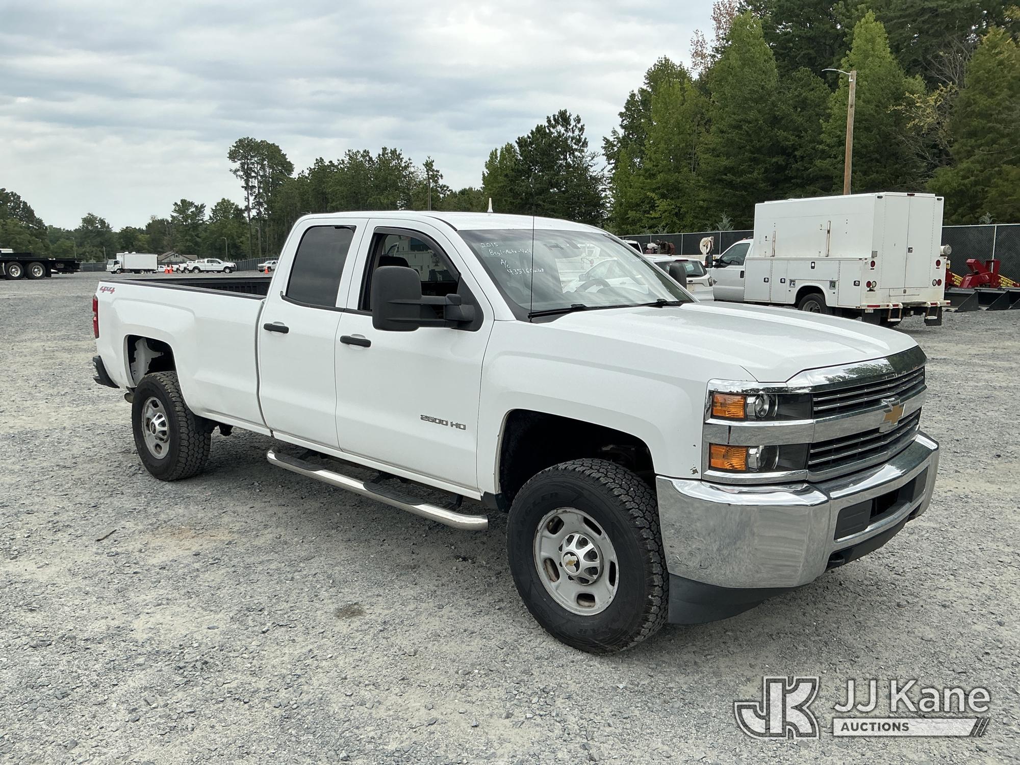 2015 Chevrolet SILVERADO 2500HD 4X4