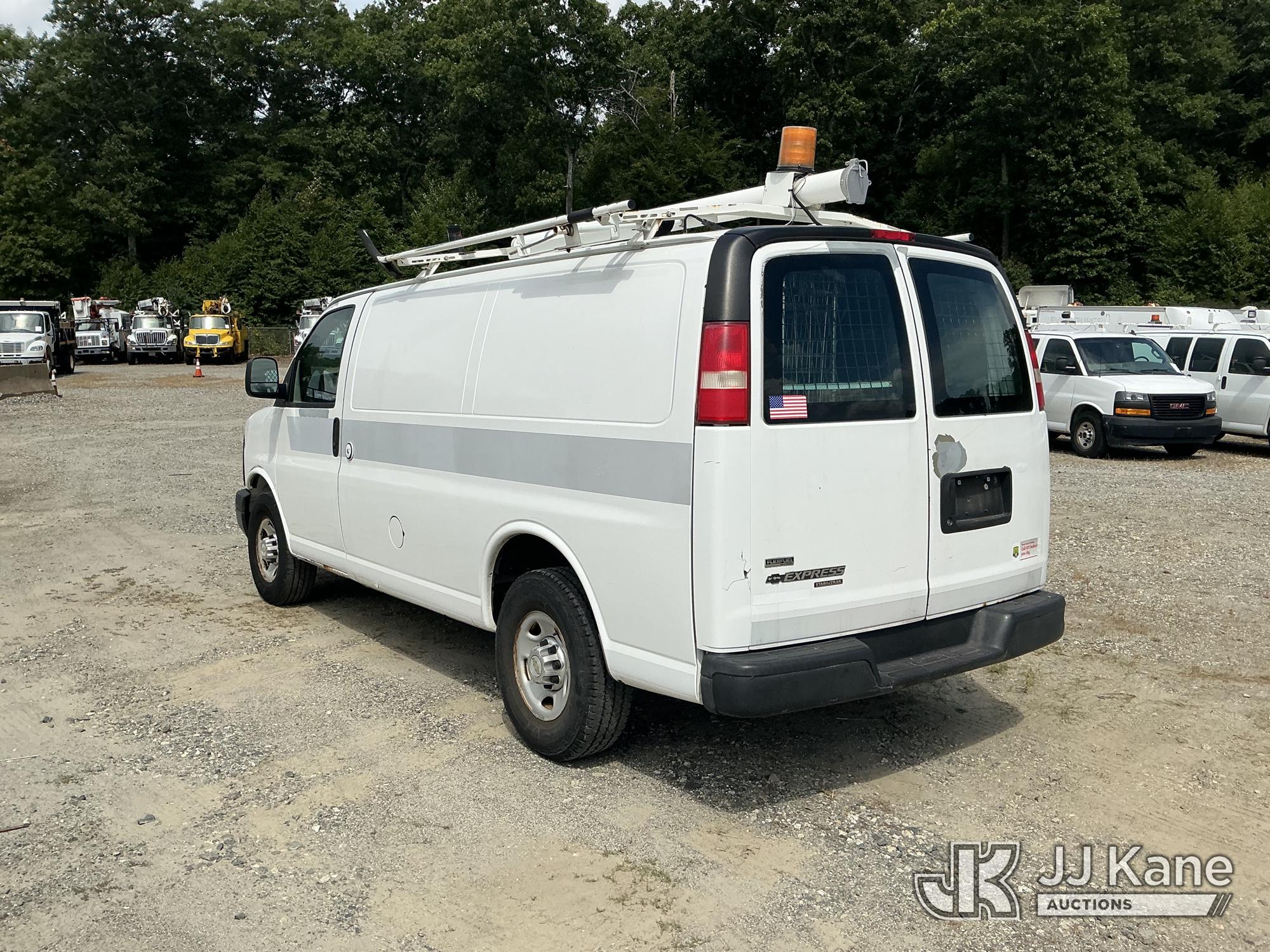 2011 Chevrolet EXPRESS G2500