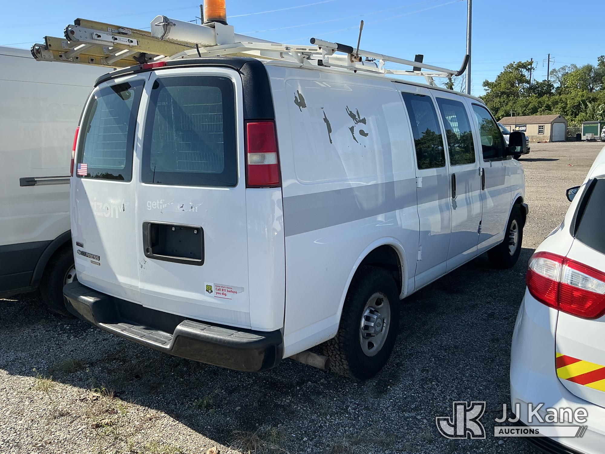 2011 Chevrolet EXPRESS 2500