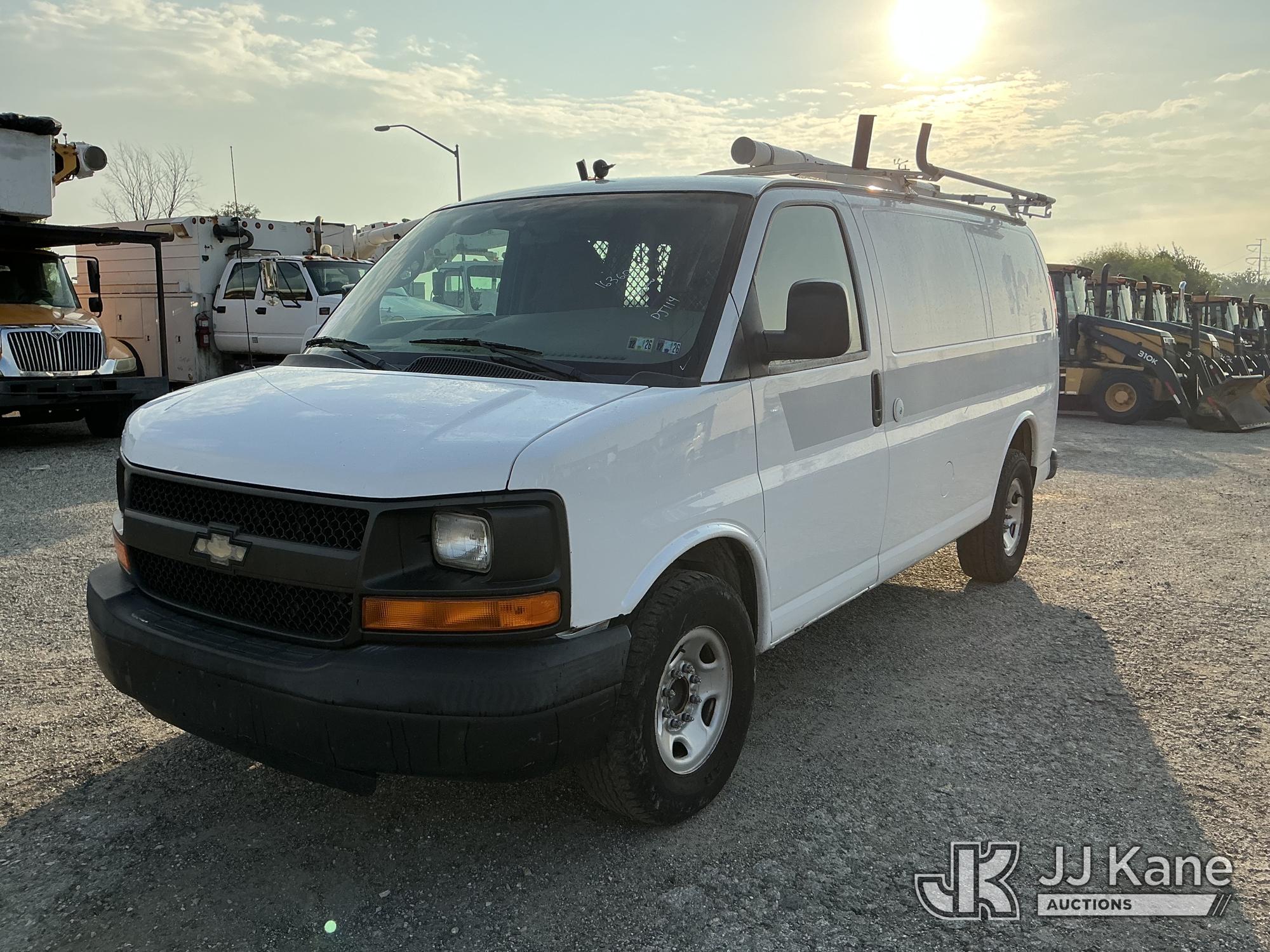 Photo of 2011 Chevrolet Express G2500