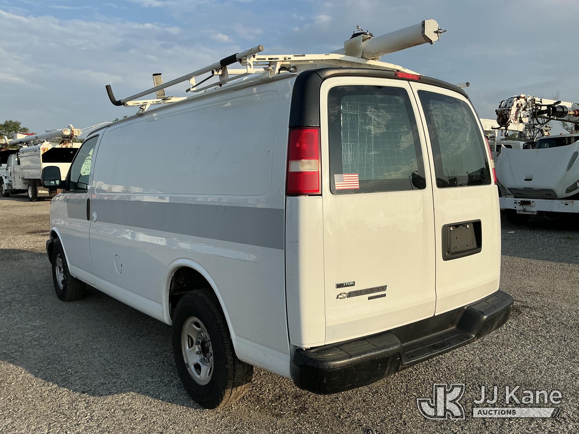 2011 Chevrolet EXPRESS G2500