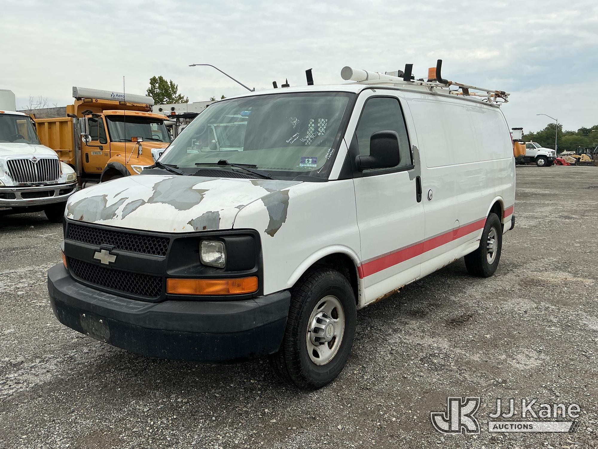 Photo of 2011 Chevrolet Express 2500