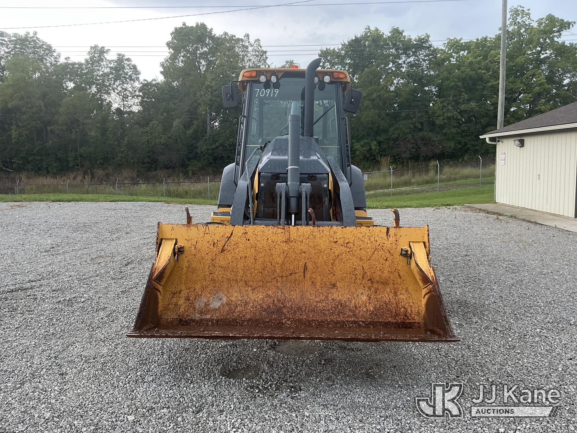 2016 John Deere 310L