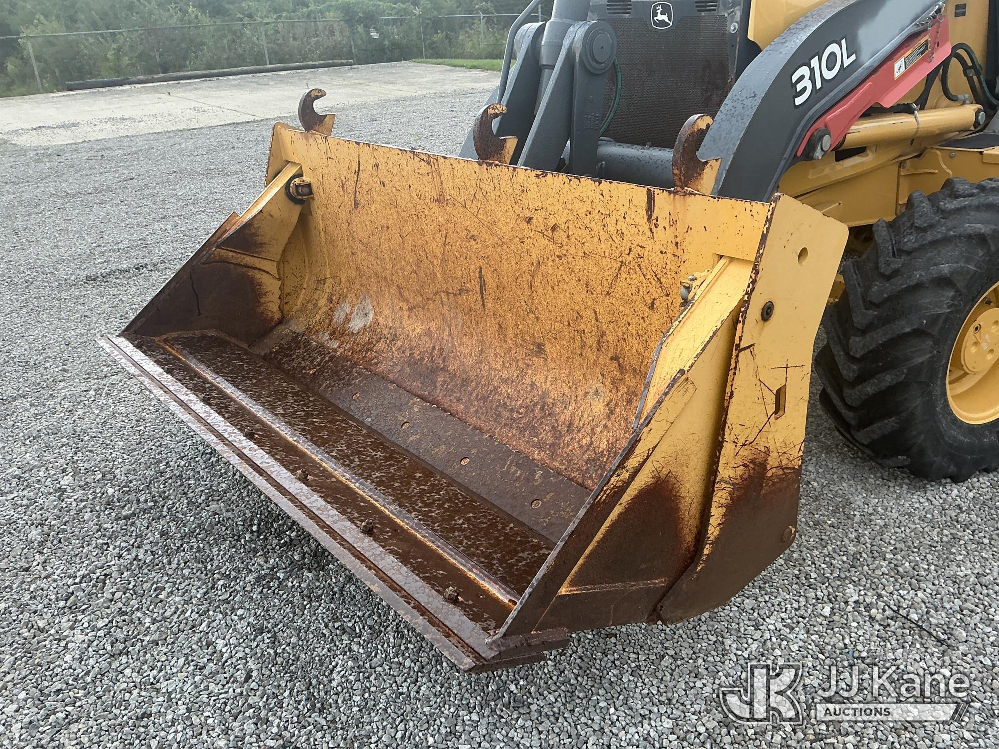 2016 John Deere 310L