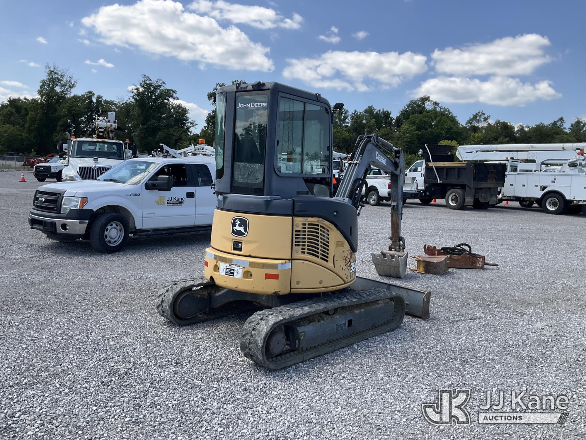 2010 John Deere 35G