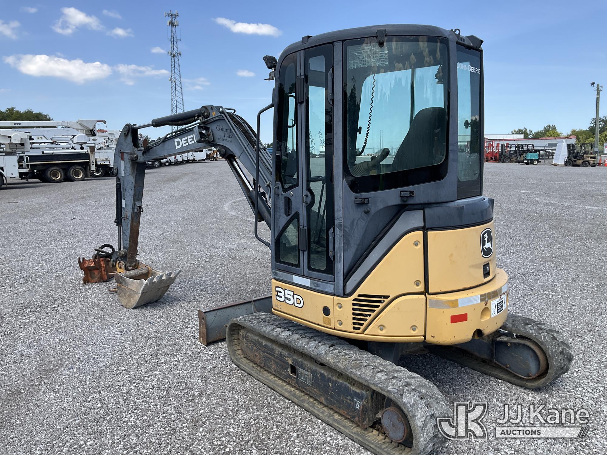 2010 John Deere 35G