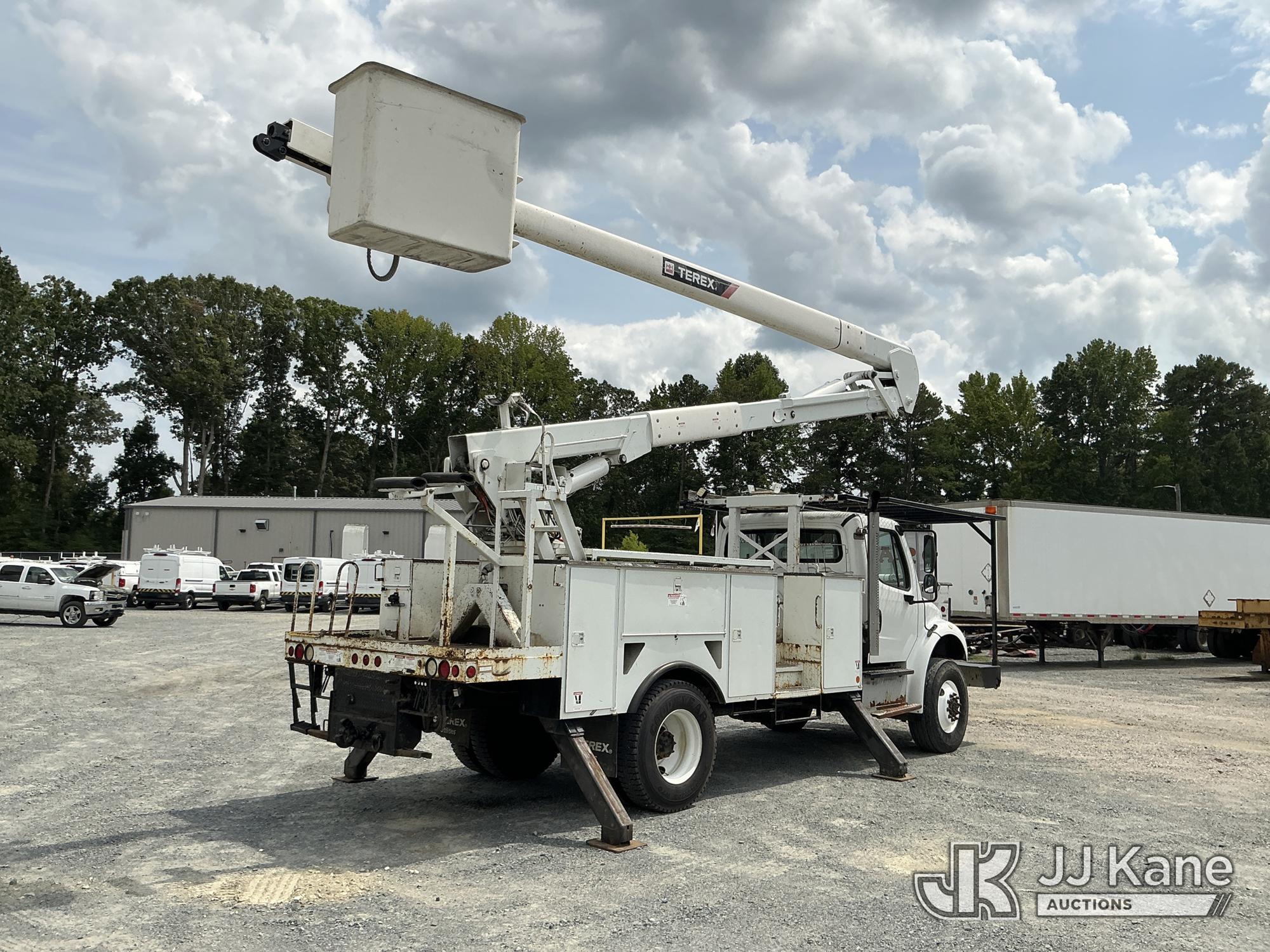2014 Freightliner M2 106 4x4
