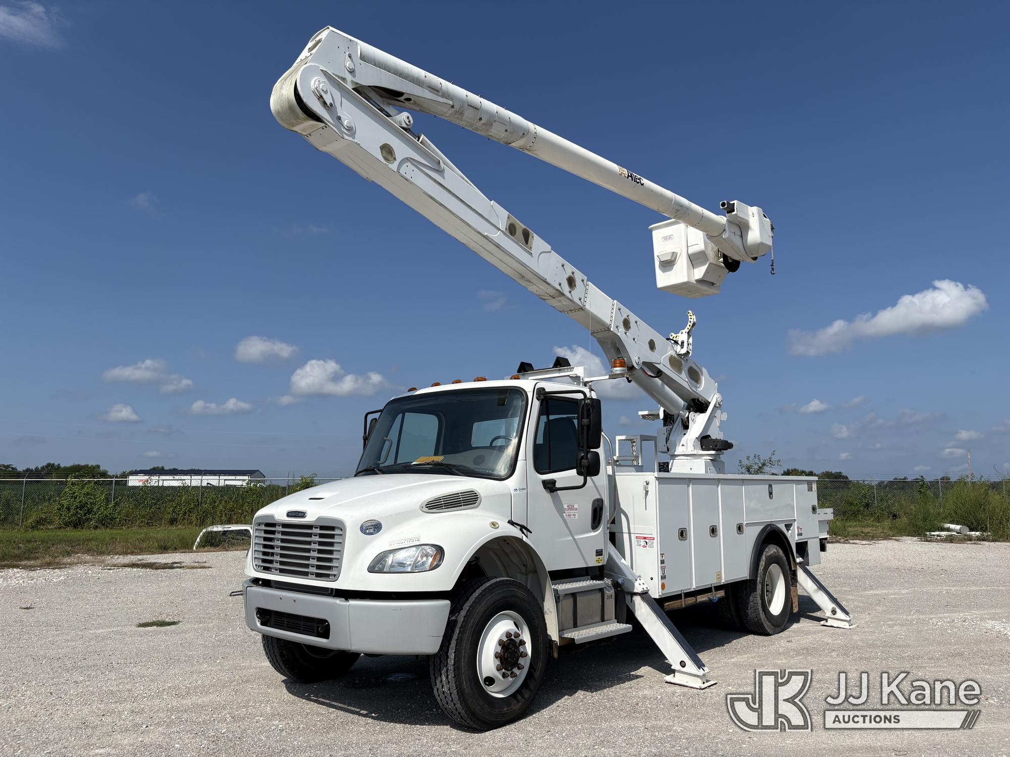 Altec AA55, Material Handling Bucket Truck rear mounted on 2018 Freightliner M2106 Utility Truck
