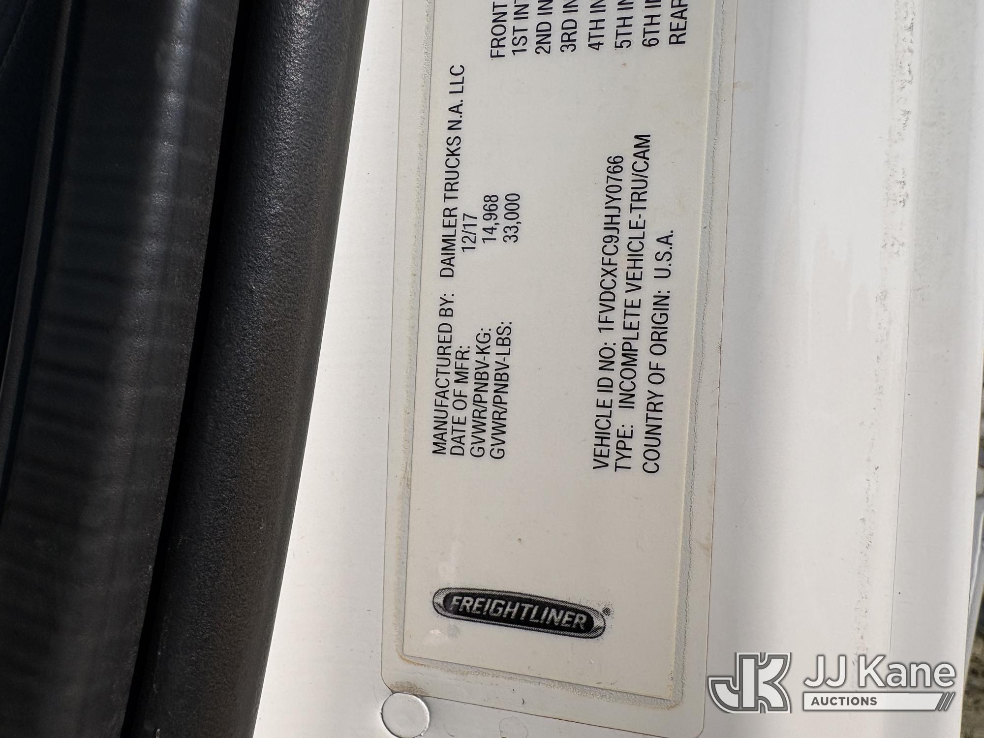 2018 Freightliner M2106