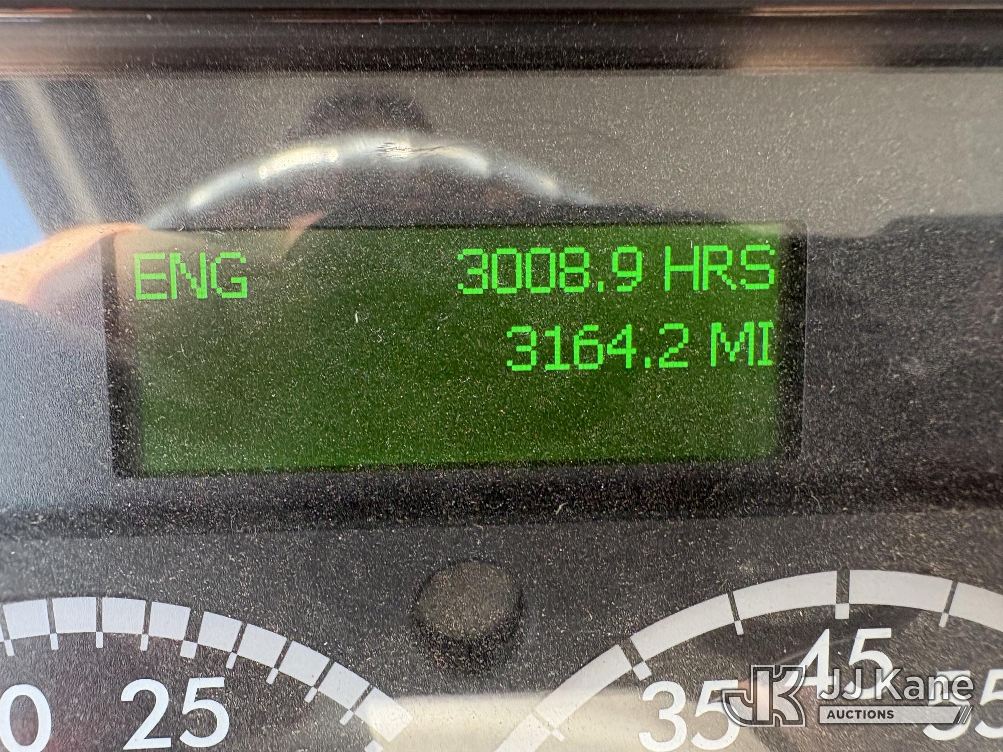2018 Freightliner M2106