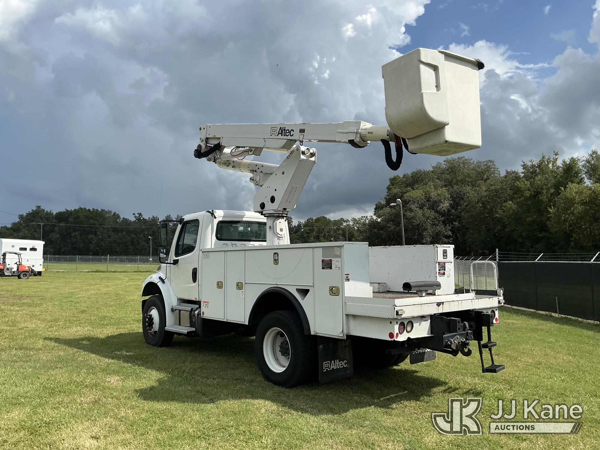 2018 Freightliner M2-106