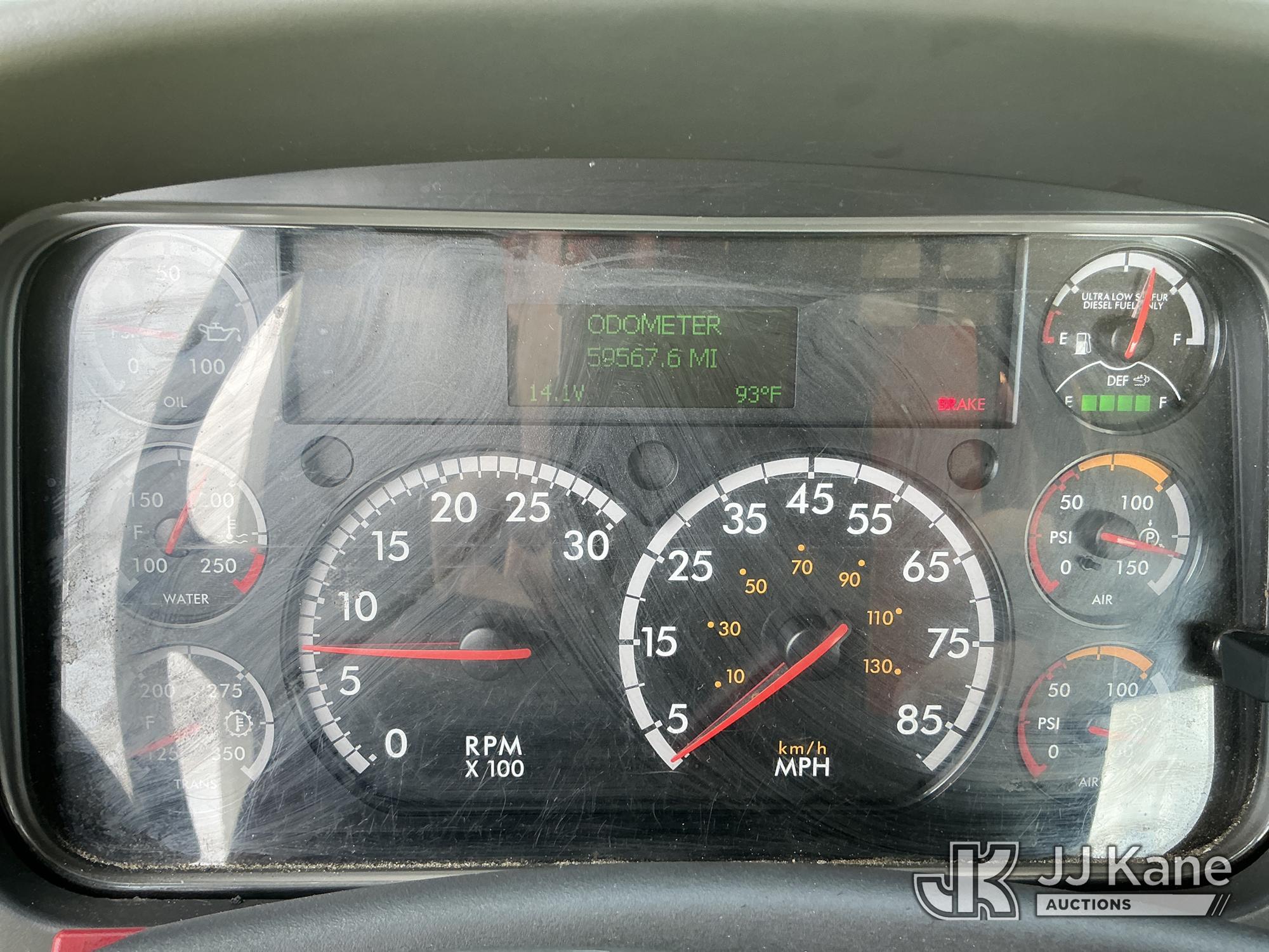 2018 Freightliner M2-106