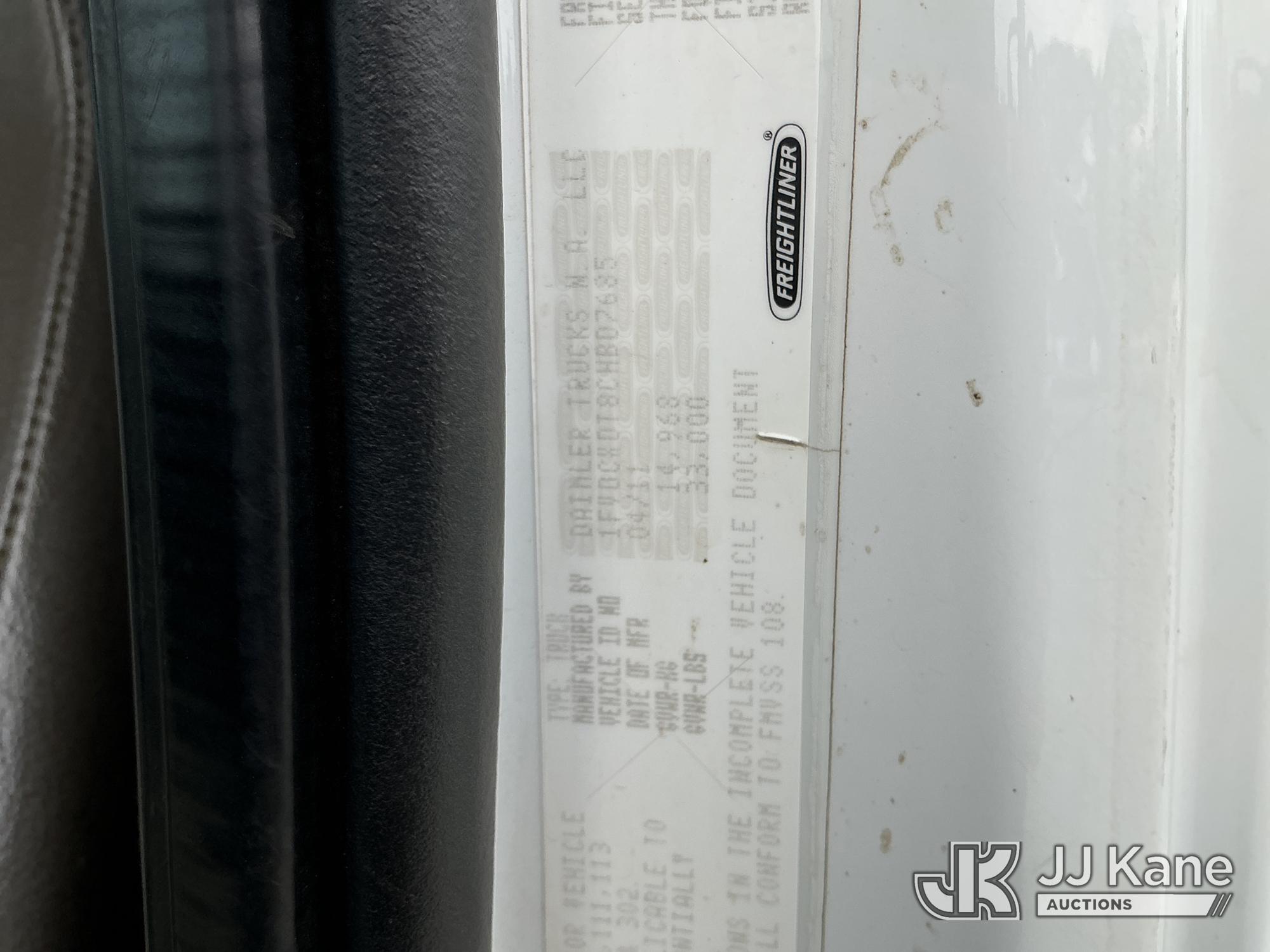 2012 Freightliner M2 106 4x4