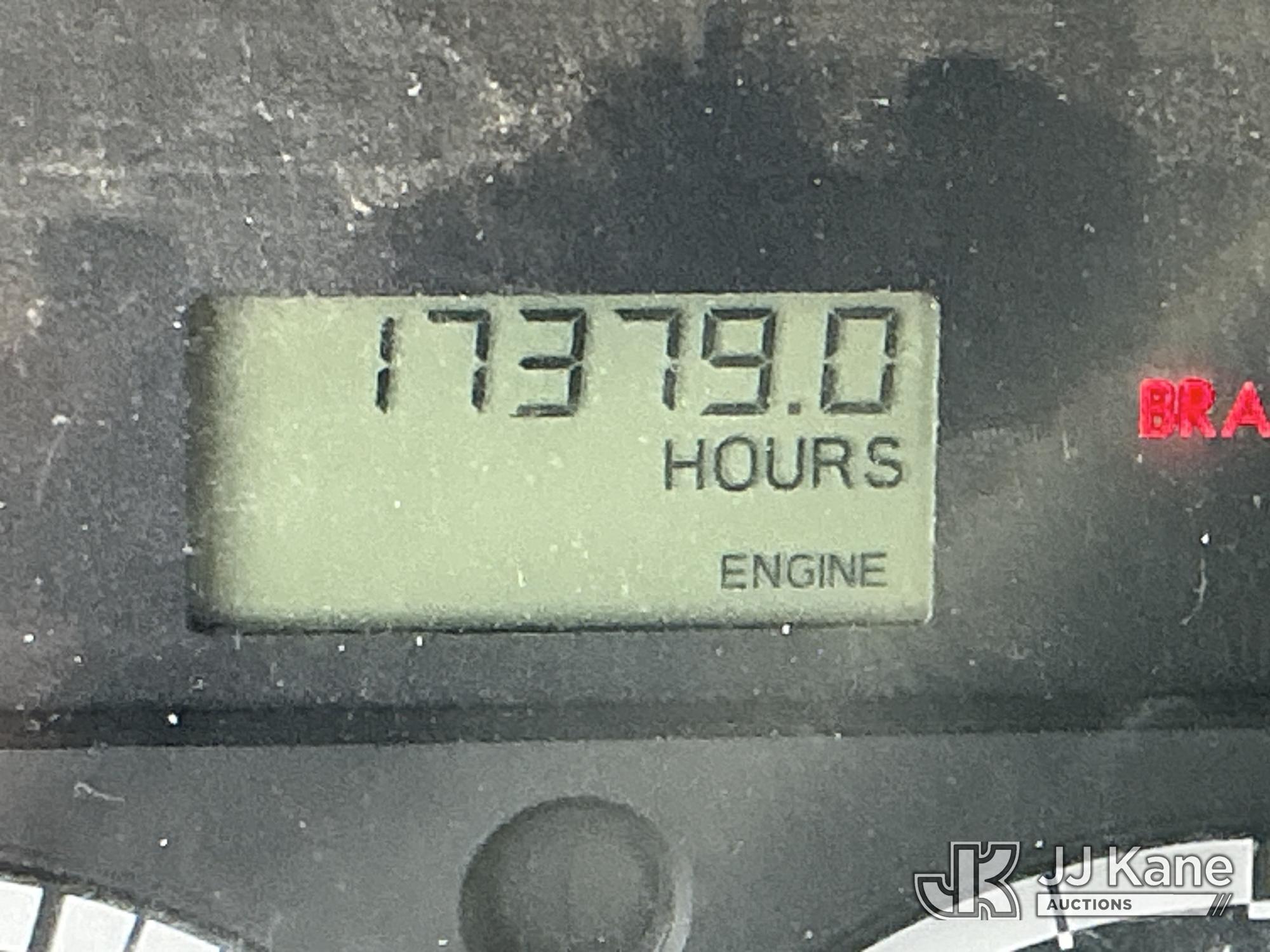 2012 Freightliner M2 106 4x4