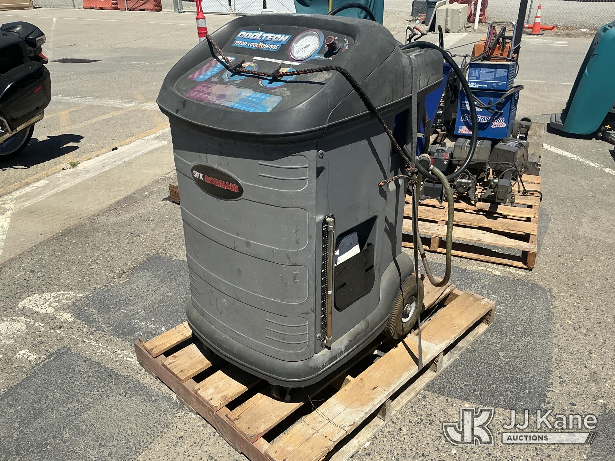 Robinair Coolant Exchanger (Used) NOTE: This unit is being sold AS IS/WHERE IS via Timed Auction and is located in Dixon