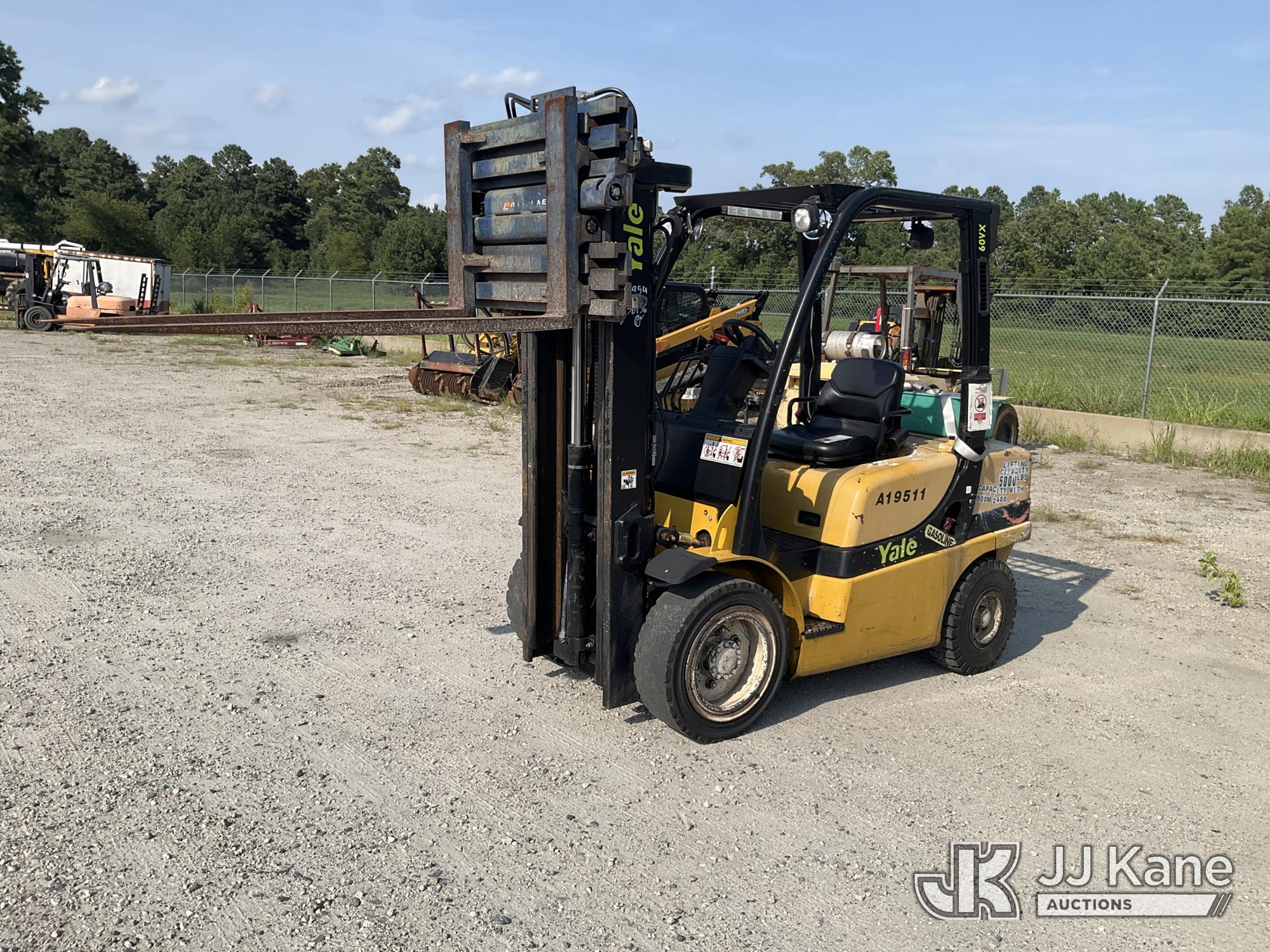 Yale GLP060VXEURF087 Solid Tired Forklift