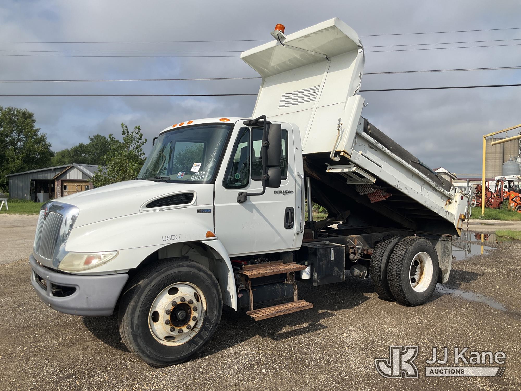 2014 International DuraStar 4300 Dump Truck