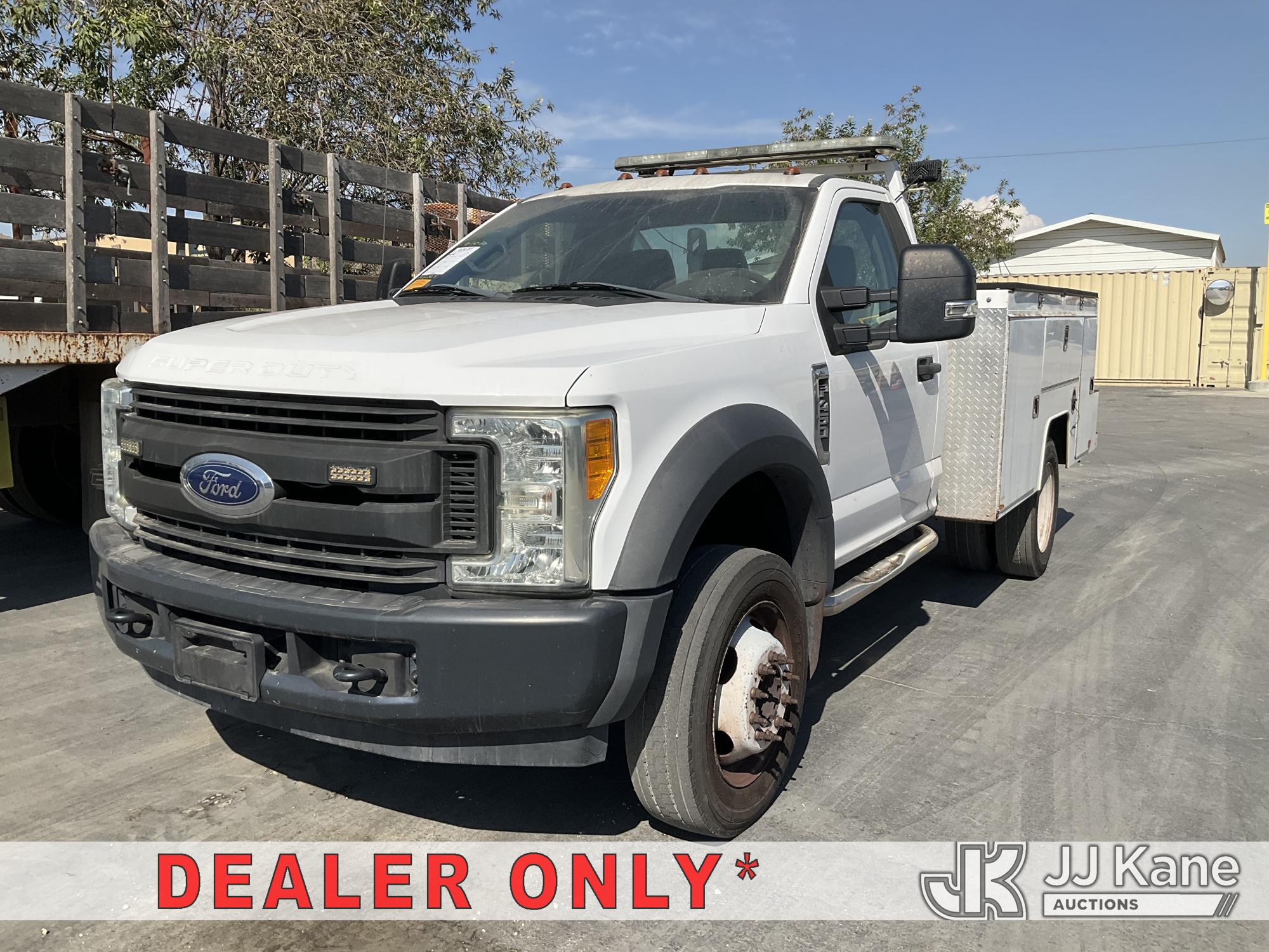2017 Ford F-450 SD Service Truck