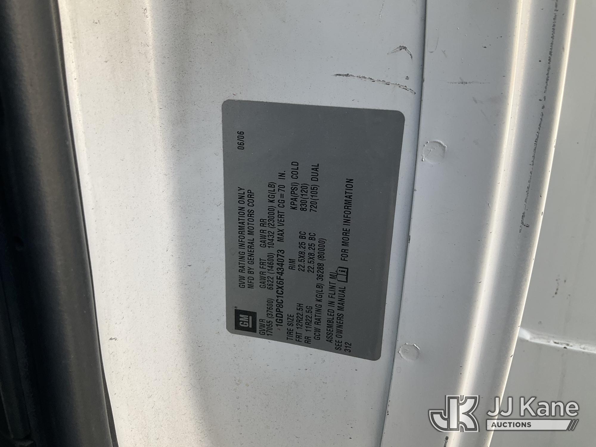 2006 GMC C8C042
