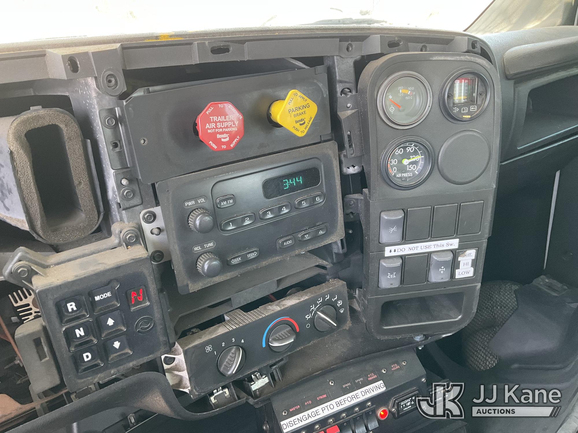 2006 GMC C8C042
