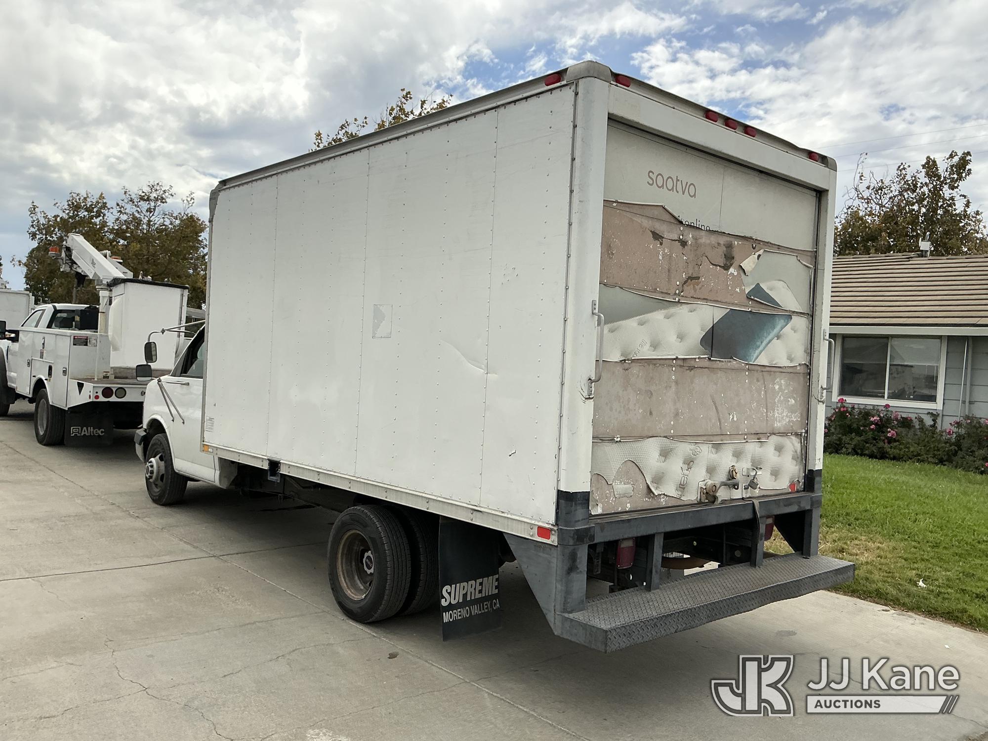 2004 GMC SAVANA G3500