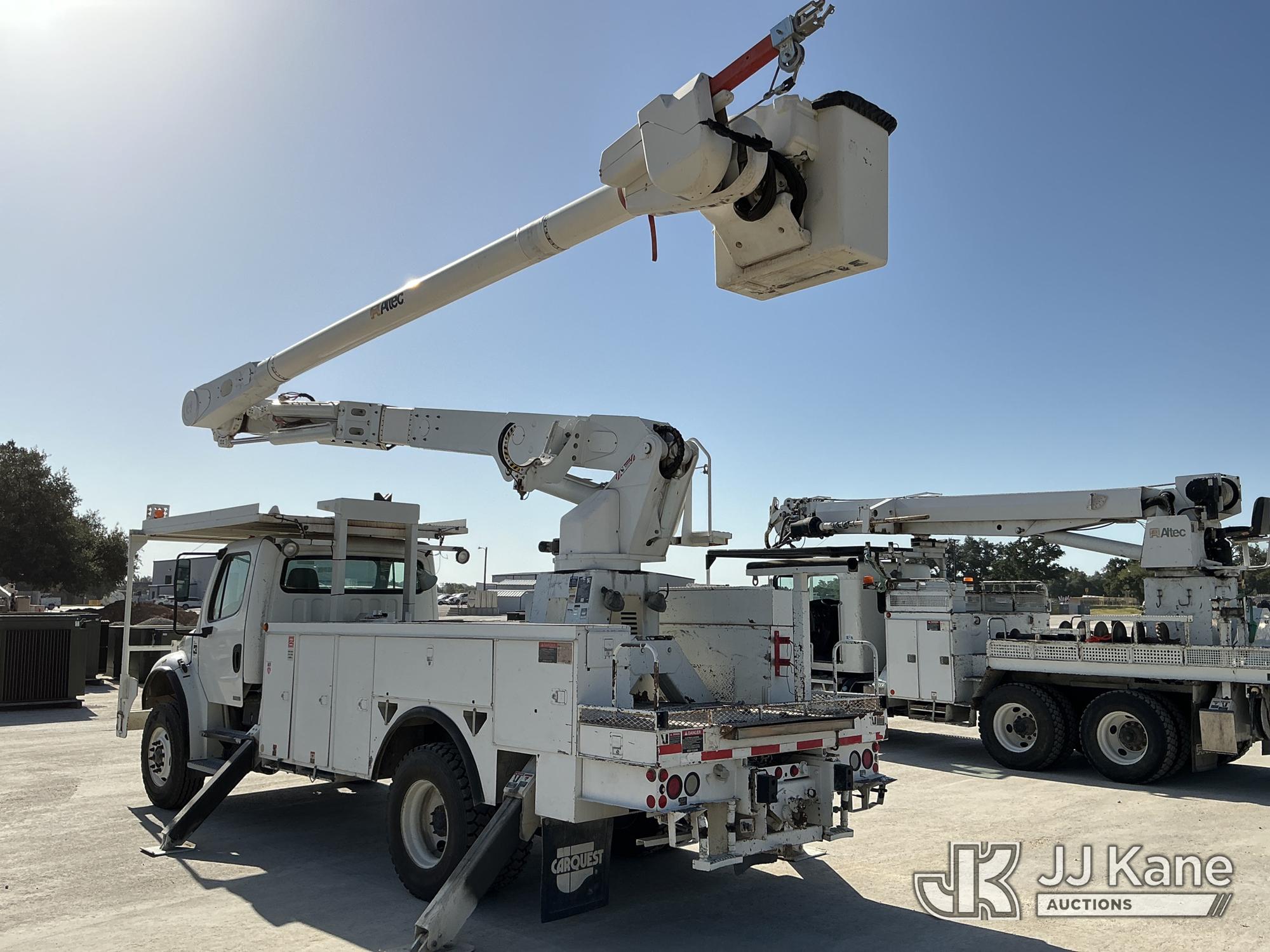 2010 Freightliner M2 106