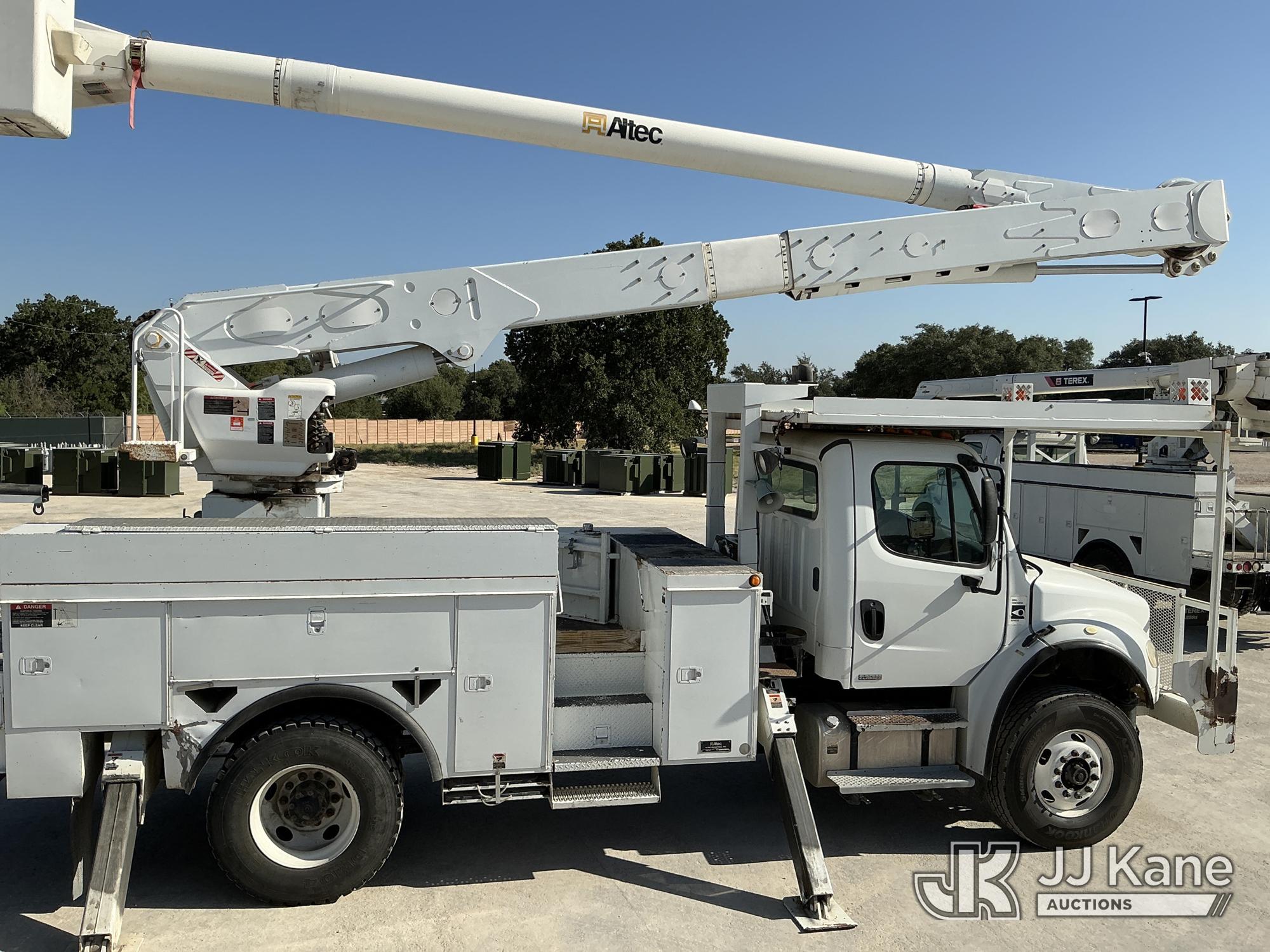 2010 Freightliner M2 106